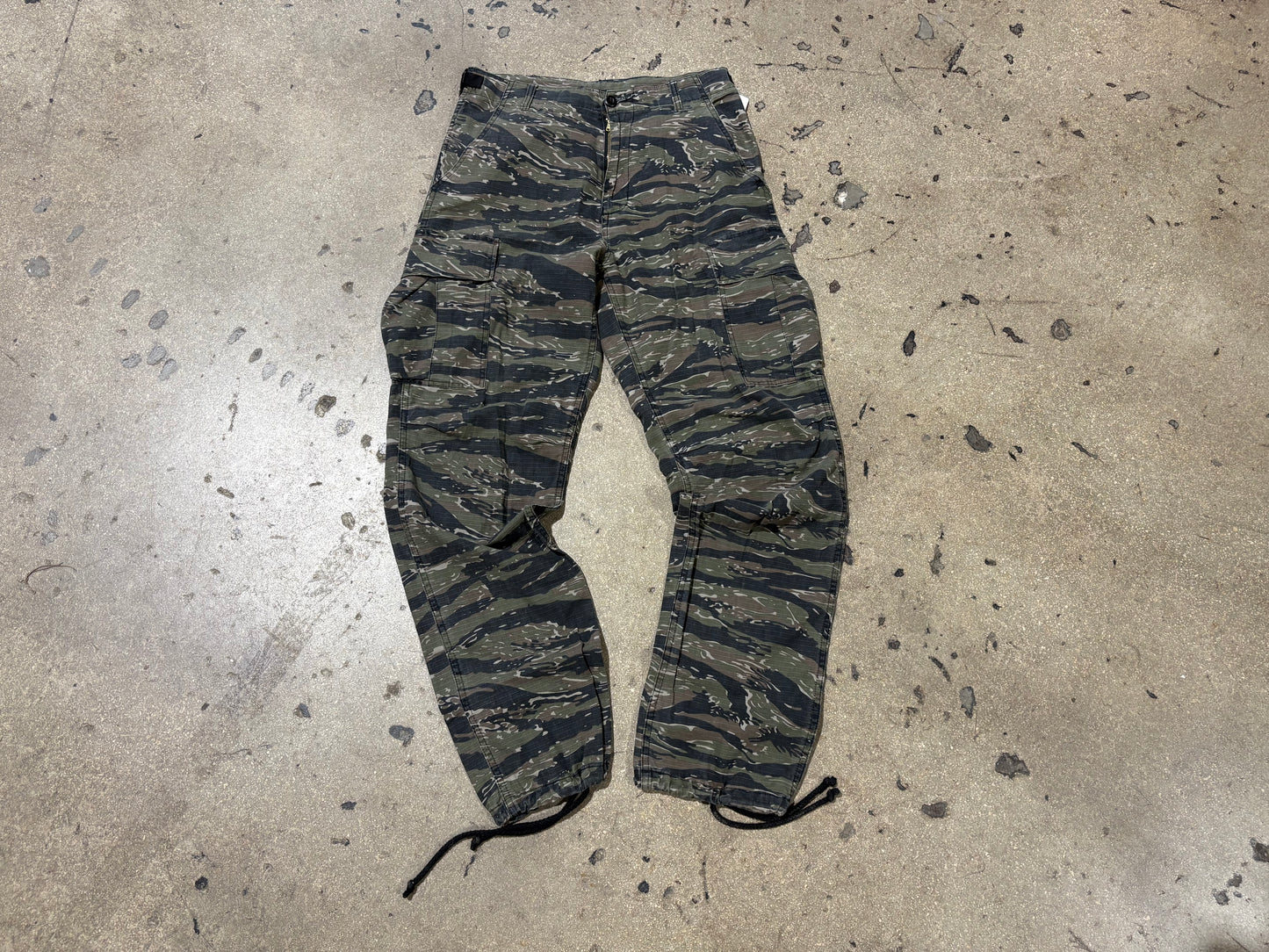 Military Tiger Camo Cargo Pants - Camo Size Small