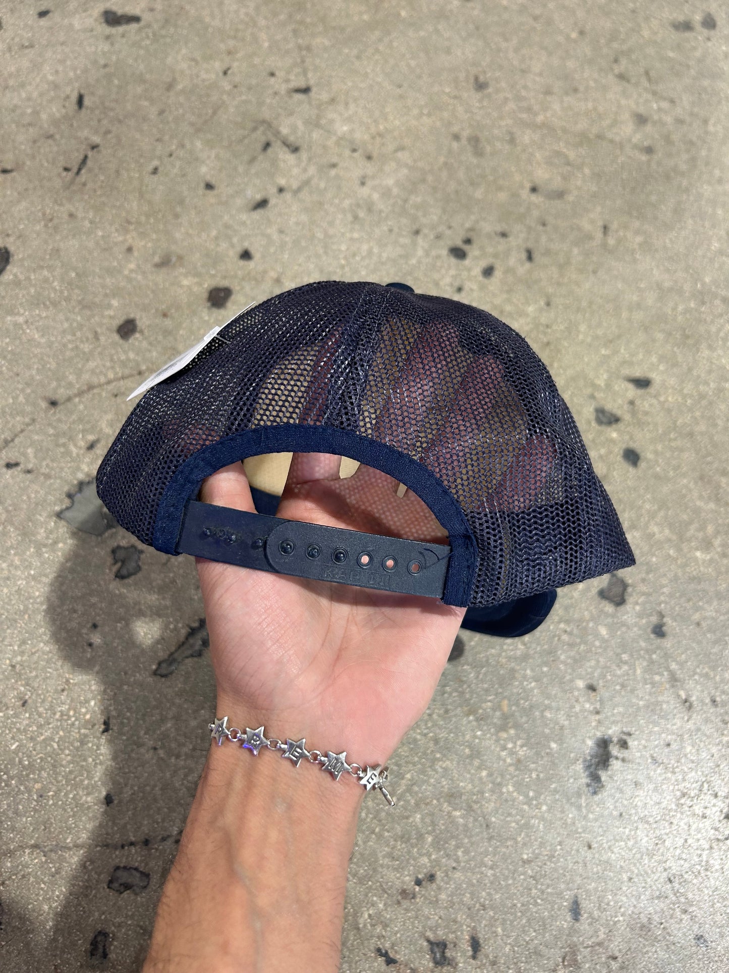Galaxy 17 Trucker Hat - Navy/White (con)