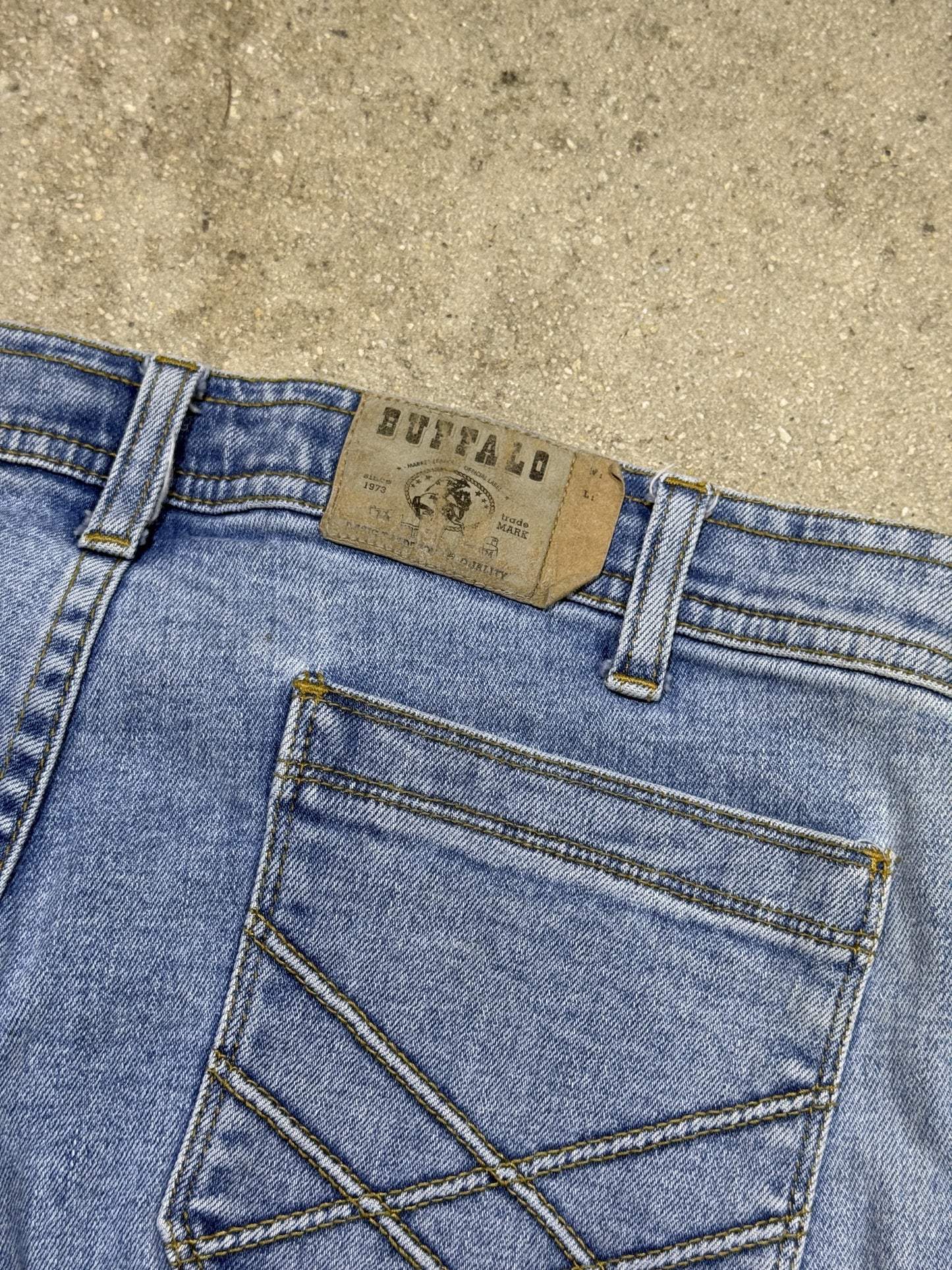 Women's Buffalo David Striped Flare Denim Jeans - Light Wash Size 31