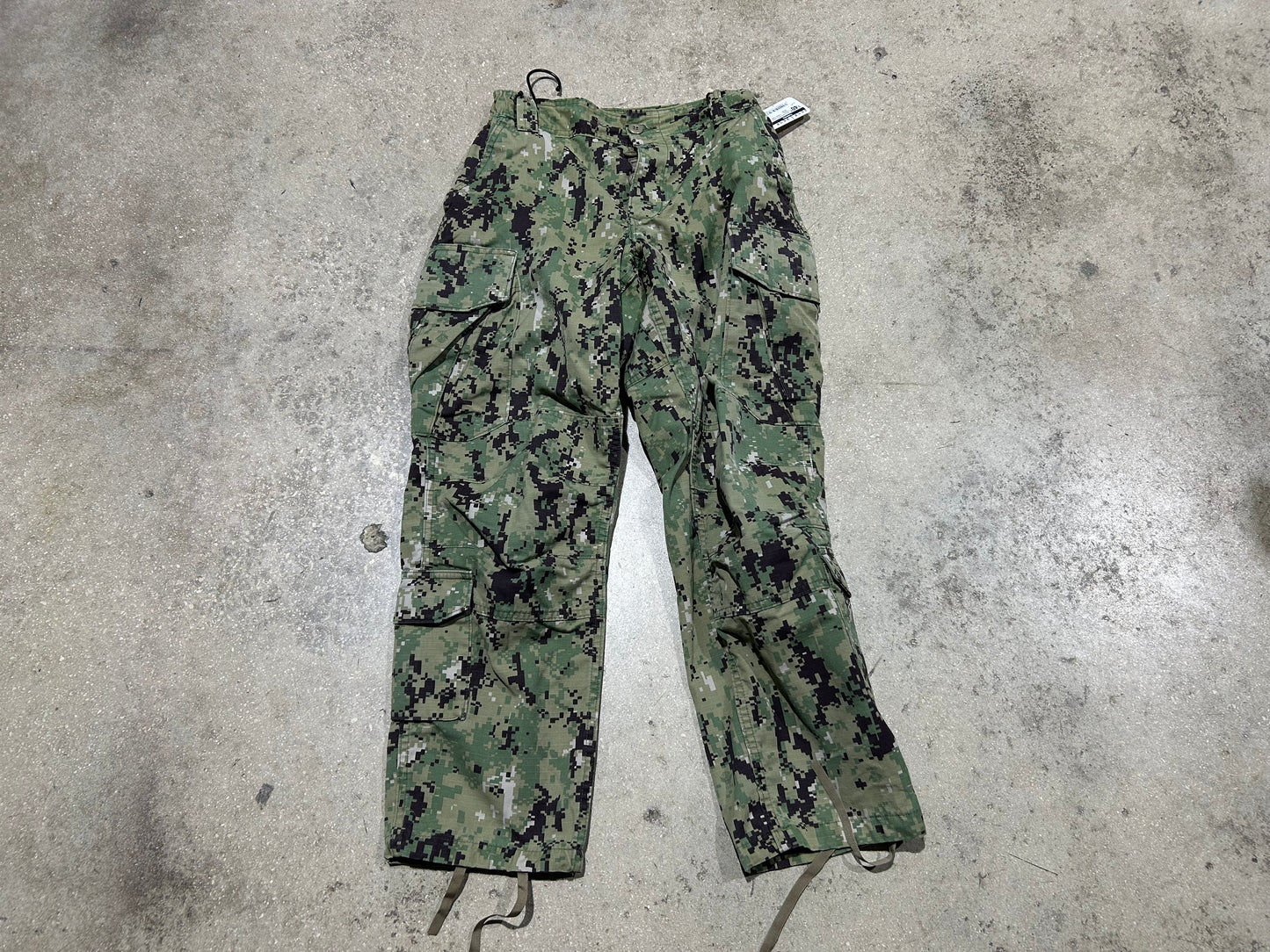Digi Army Camo Cargo Pants - Faded Green Size 30x30