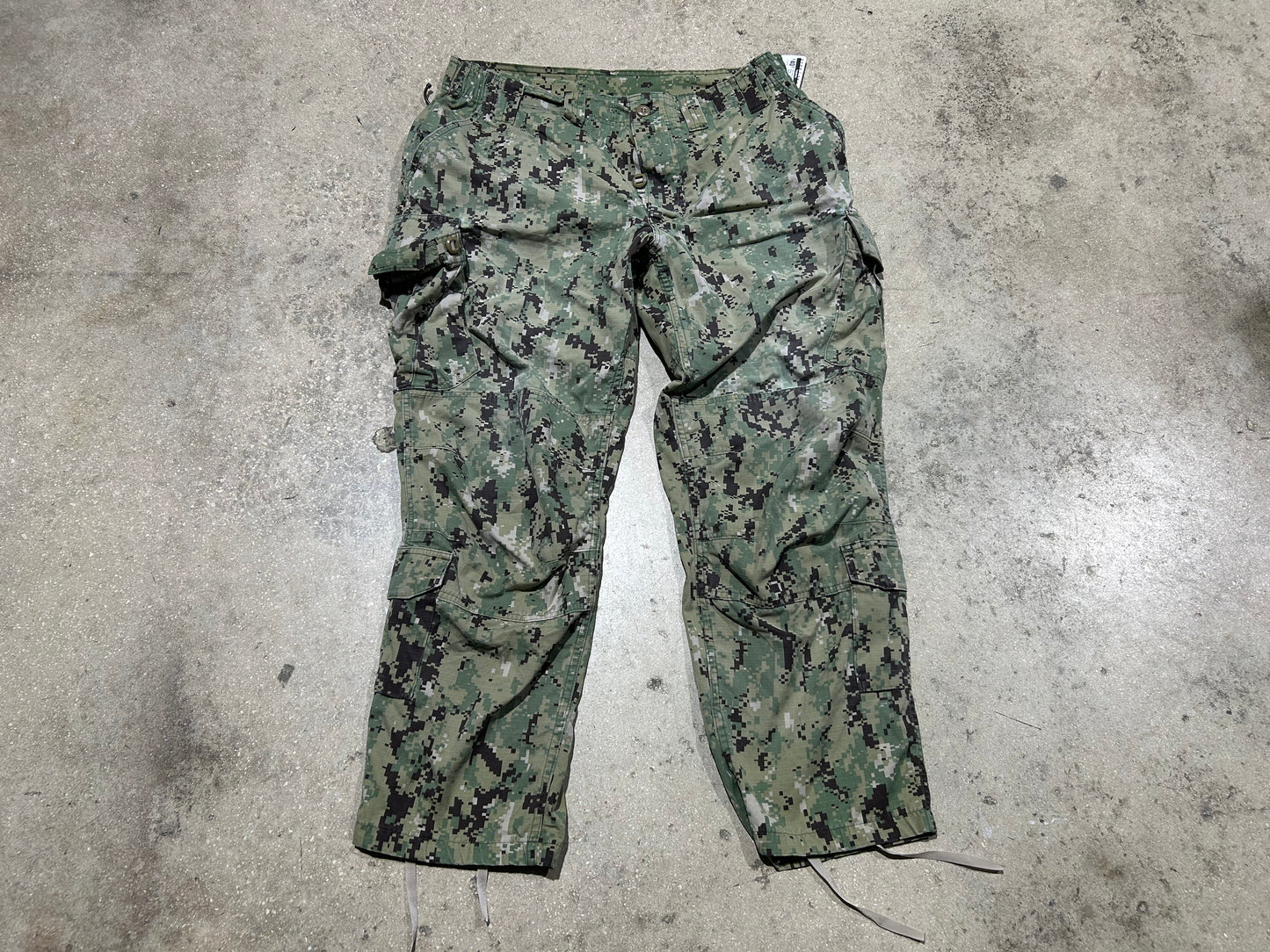 Digi Army Camo Cargo Pants - Faded Green Size 38x32