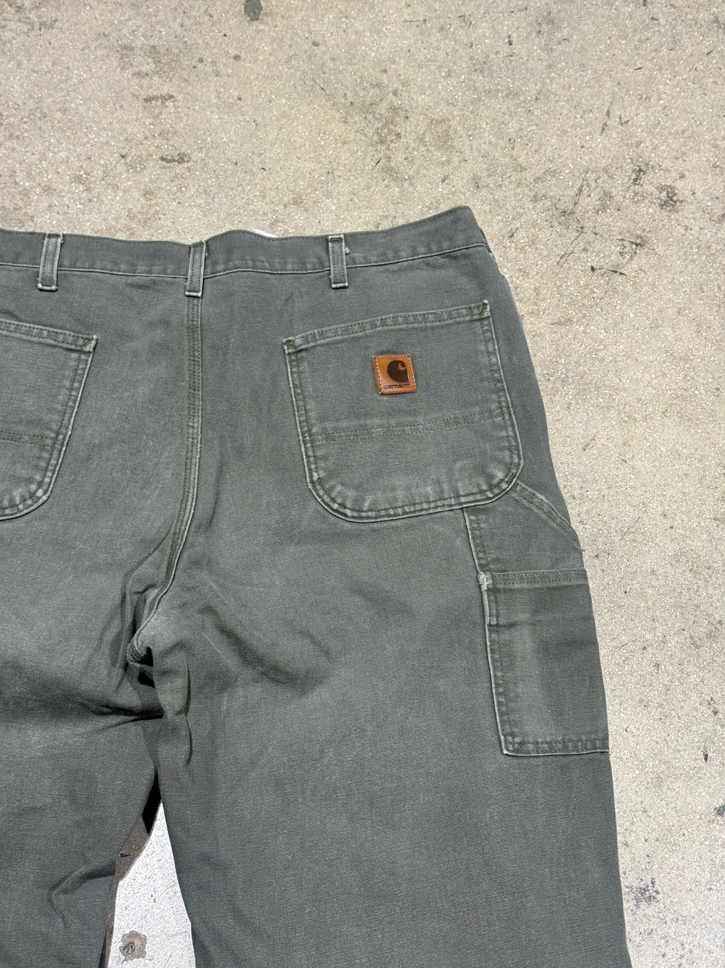 Distressed Carhartt Carpenter Pants - Olive Size 38x30