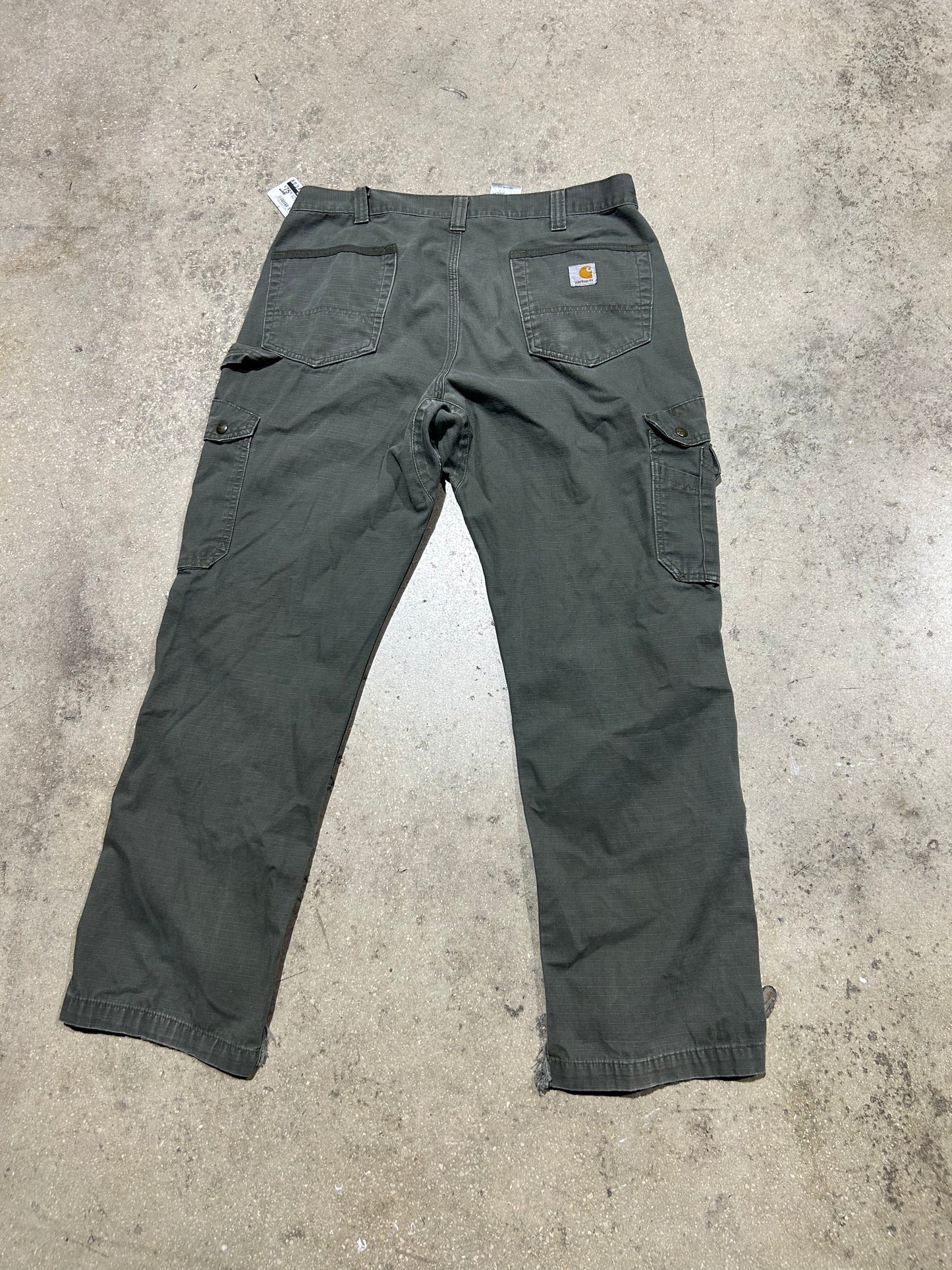 Carhartt Cargo Pants - Olive Size 36x32