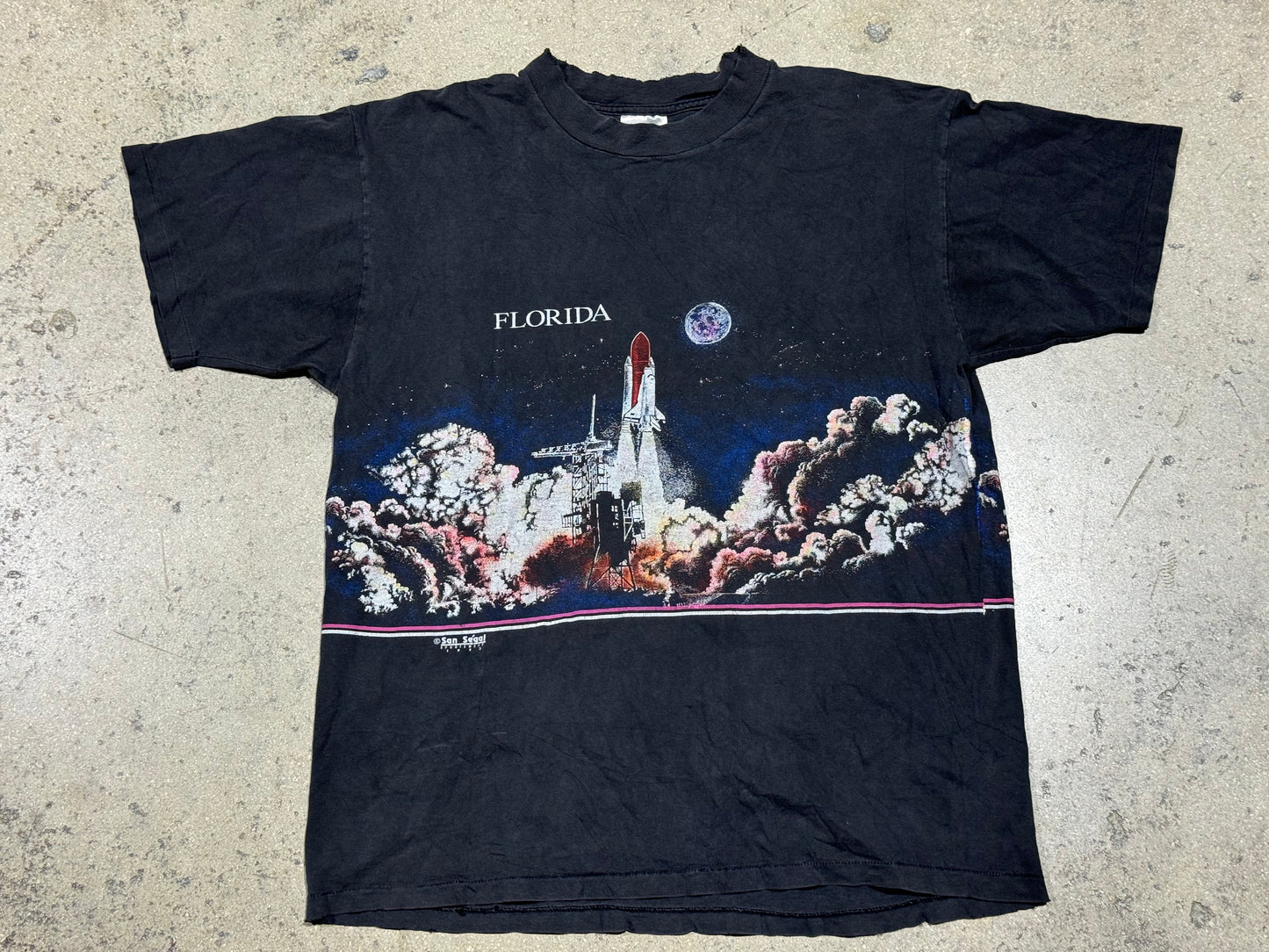 Distressed 1990 Florida Wrap Around Space Station Tee - Black Size Large