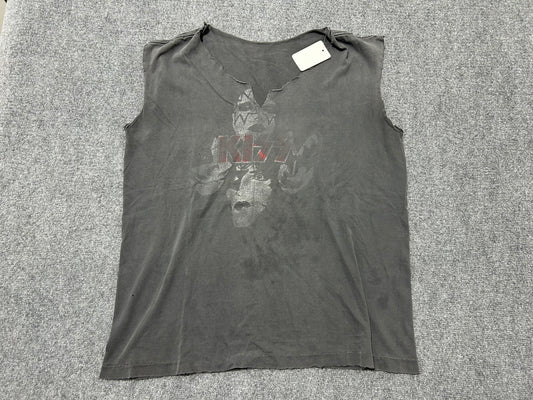 Thrashed Kiss Cut Off Tee - Black Size XXL