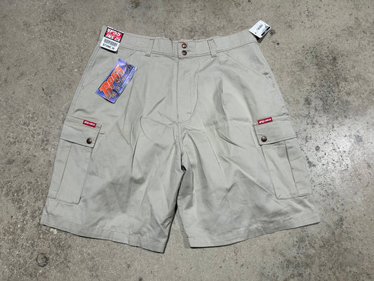RP 55 Cargo Shorts - Khaki Size 38