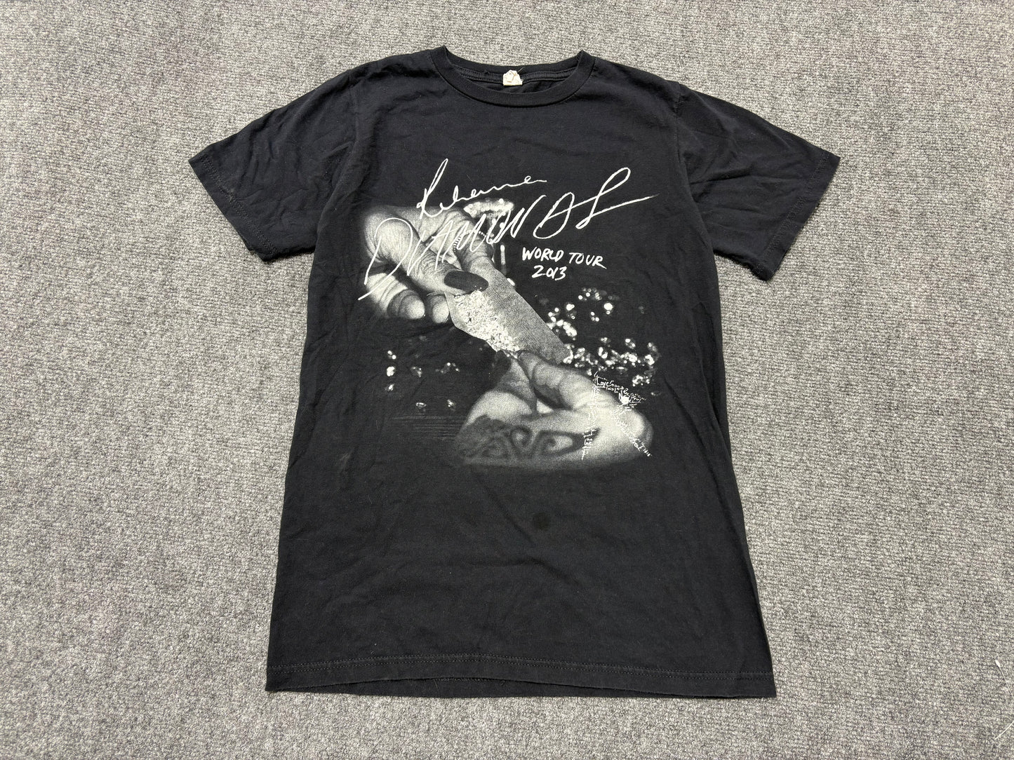 2013 Rihanna Diamonds World Tour Tee - Black Size Small
