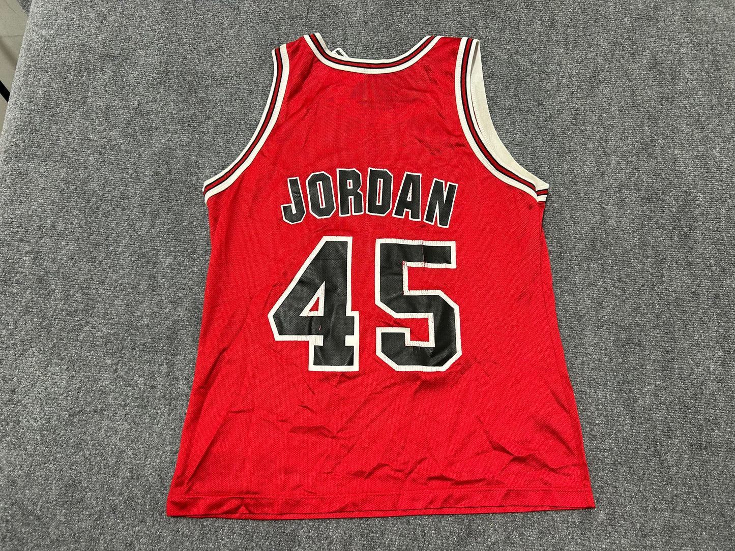Michael Jordan Chicago Bulls #45 Basketball Jersey - Red Size XL