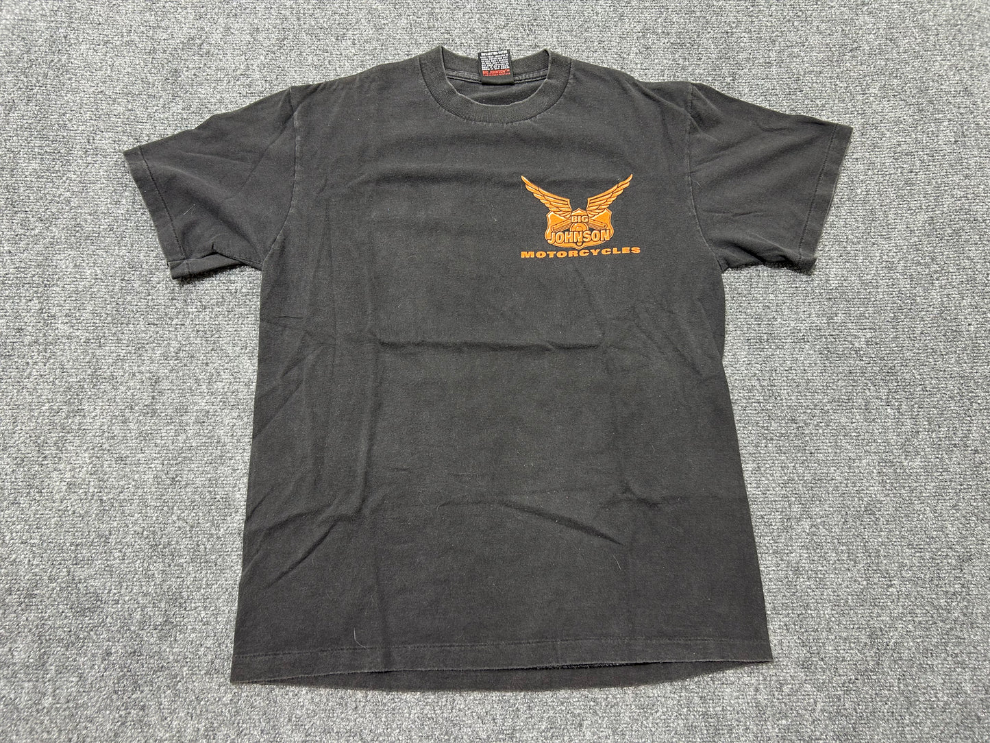 1999 Big Johnson This Bitch Doesn't Fall Off Tee - Black size Medium