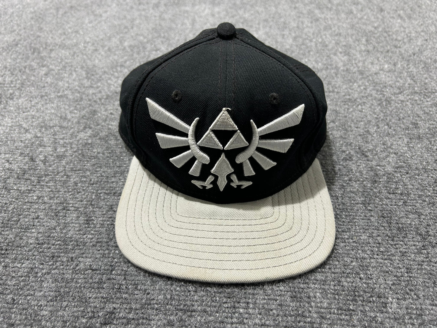 Zelda Emblem Hat - Black (con)