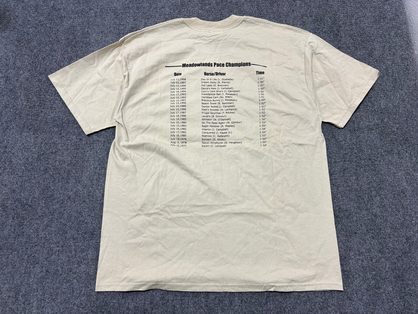 1999 The MeadowLands Pace Tee - Beige Size XL