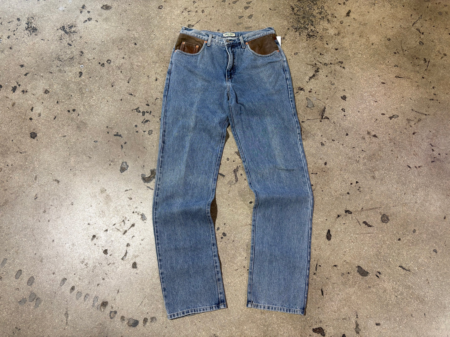 Guess Leather Pocket & Waistline Straight Leg Jeans - Light Blue Size 33