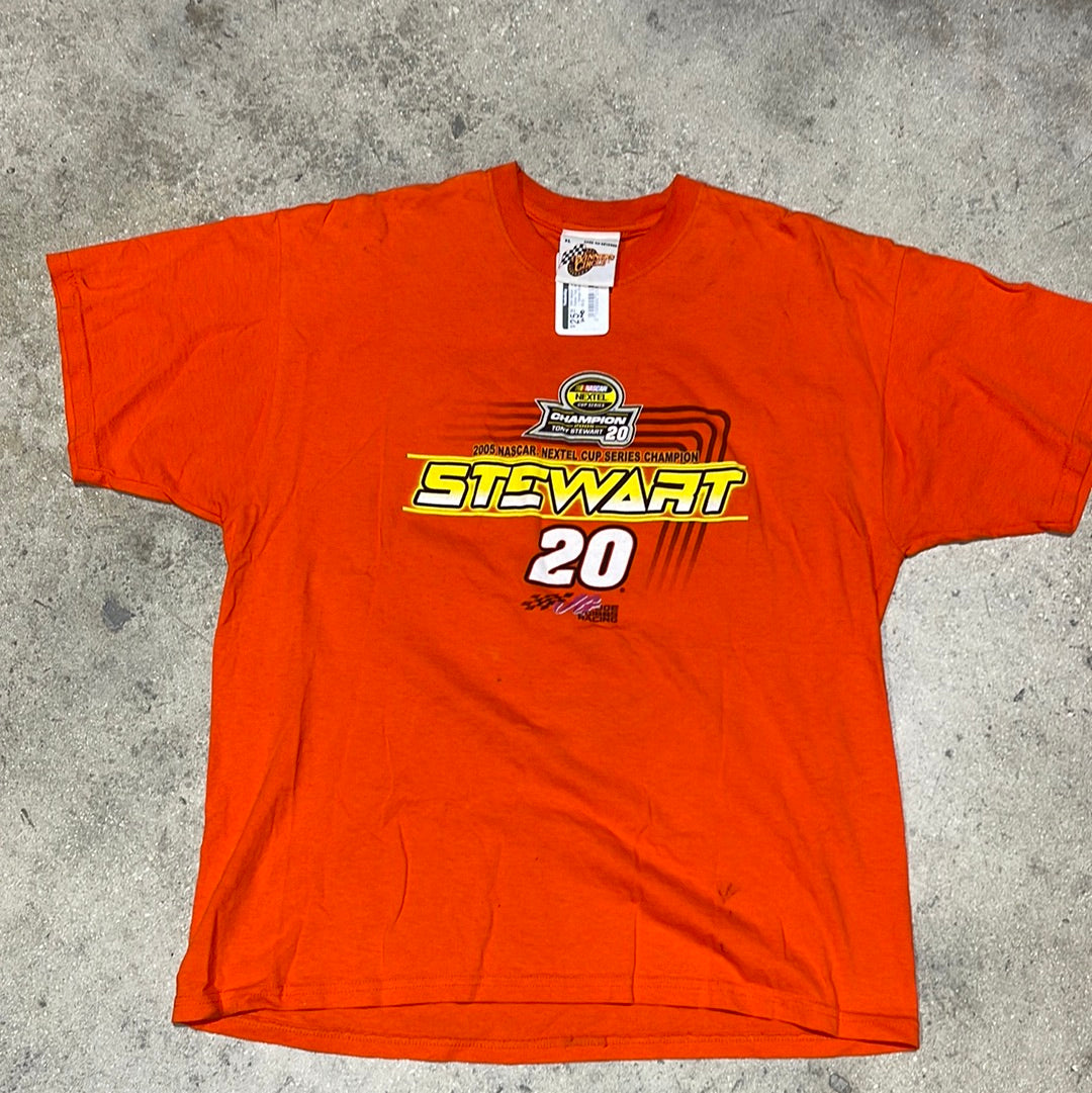 2005 Nascar Cup Series Champ Tony Stewart Tee - Orange Size XL (22 x 26.5)