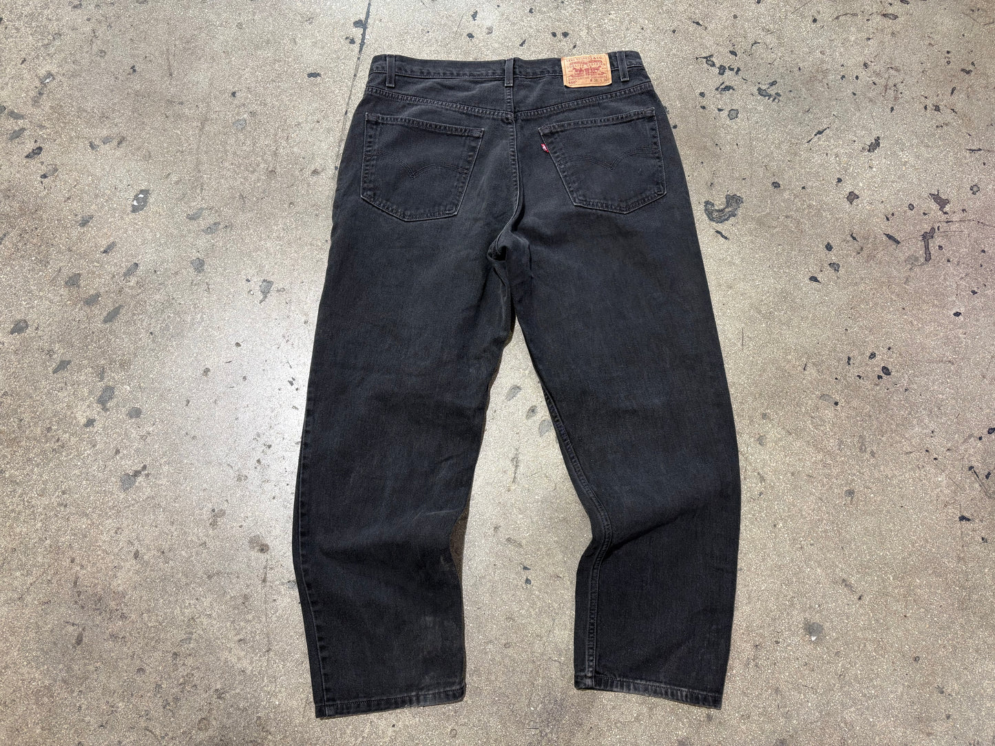 Levis 550 Denim Jeans - Faded Black Size 38 x 30
