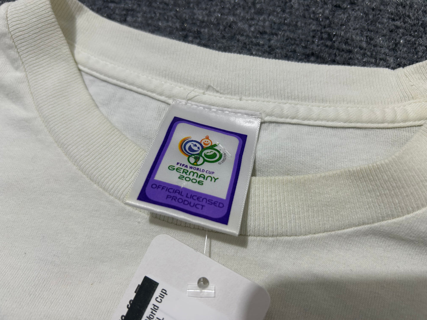 2006 Brazil FIFA World Cup Tee - White size XL