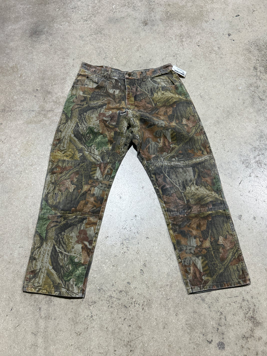 Wrangler Real Tree Camo Denim Size 38x32