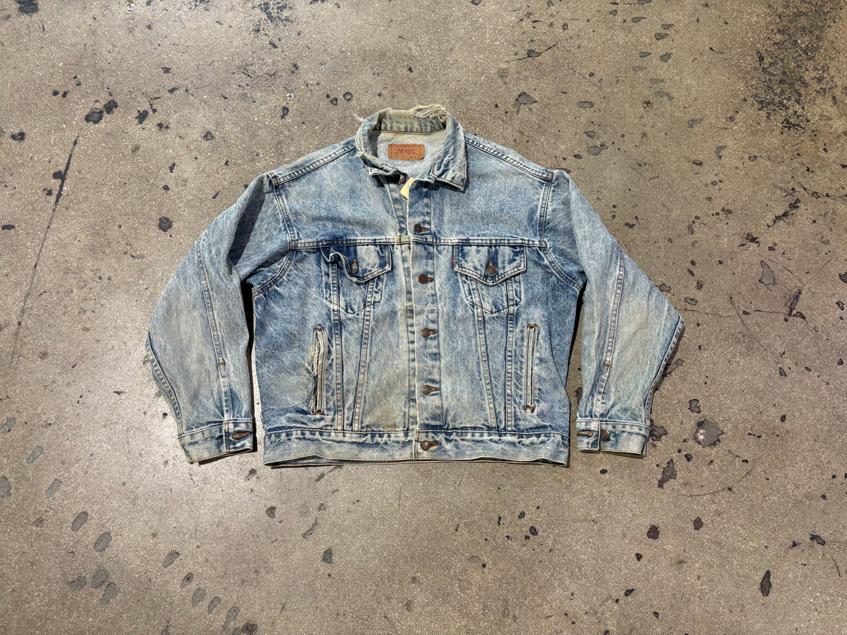 Thrashed Levis Trucker Denim Jacket - Light Blue Size Medium