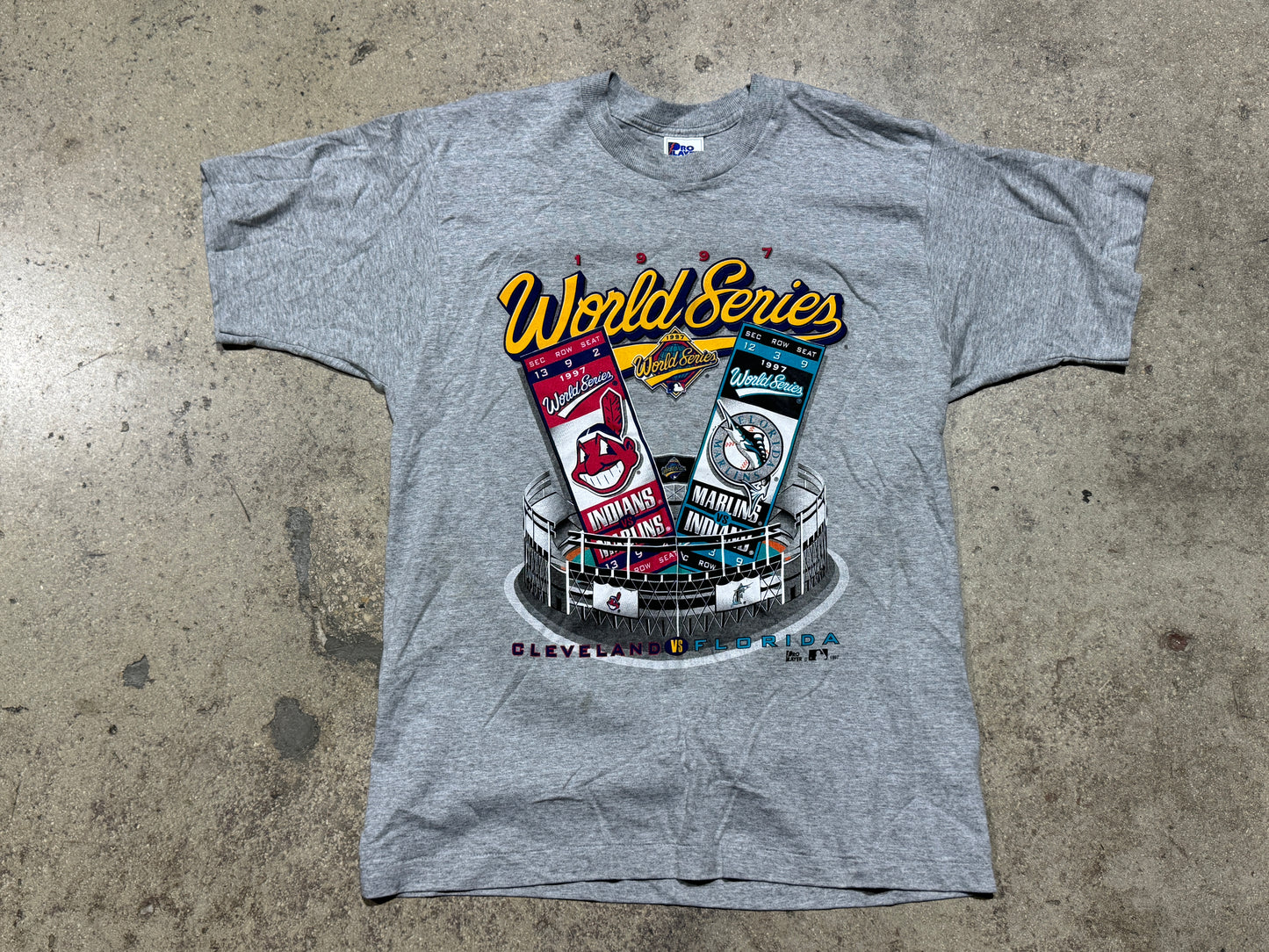 1997 World Series Cleveland Vs Marlins Tee - Grey Size Large