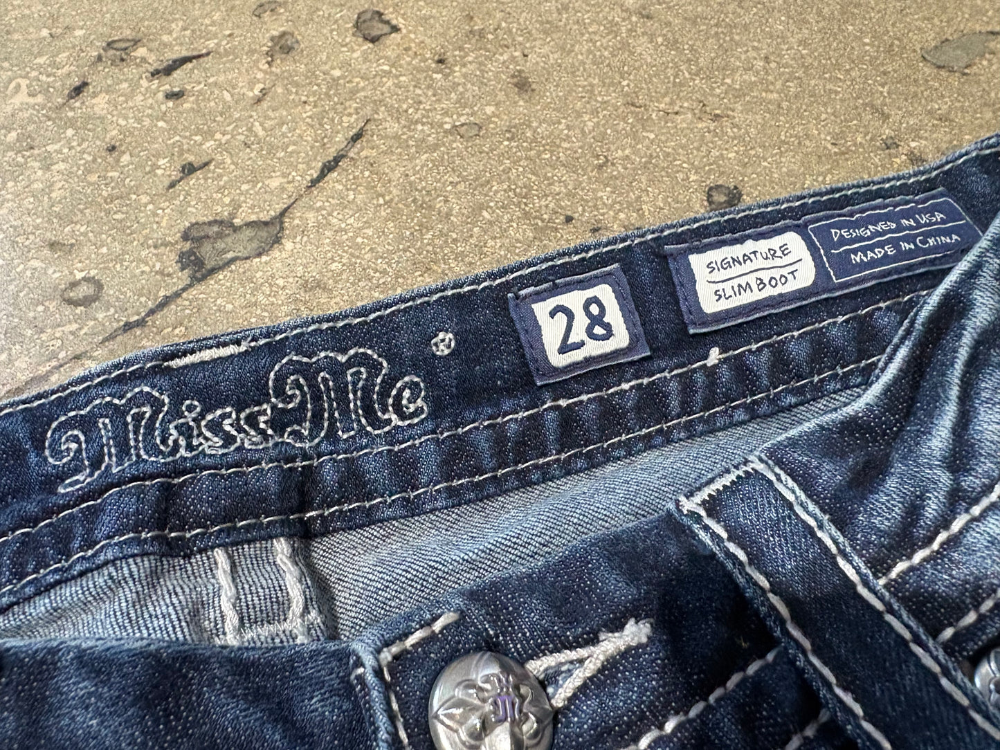 Miss Me Thick Saddle Stitch Bedazzled Pockets Slim Bootcut - Blue Size 28
