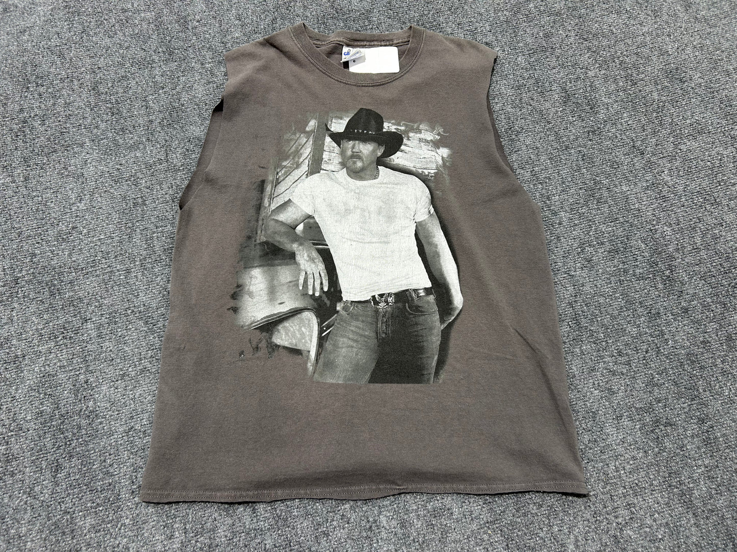 Cutoff Sleeveless 2007 Trace Adkins Dangerous Man Tour Tee - Grey Size Medium