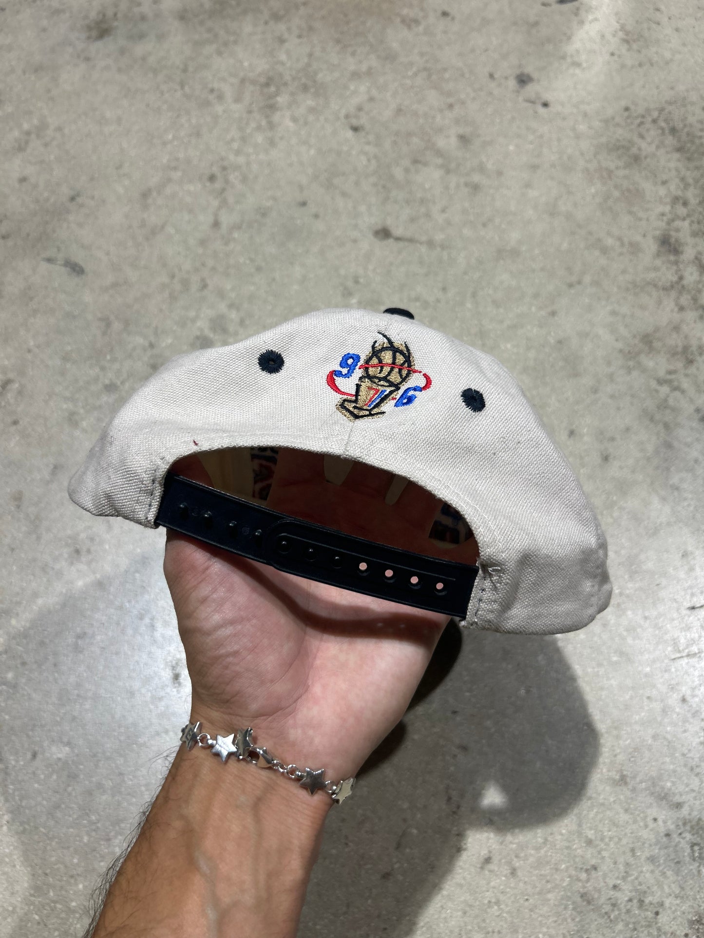1996 Chicago Bulls Championship Hat - Cream/Multi (con)