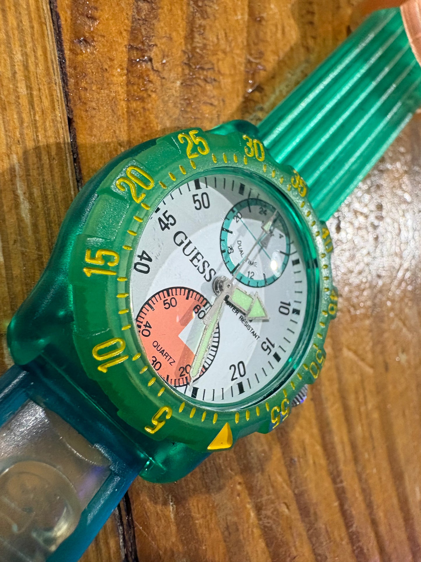 Guess Quartz Watch - Green