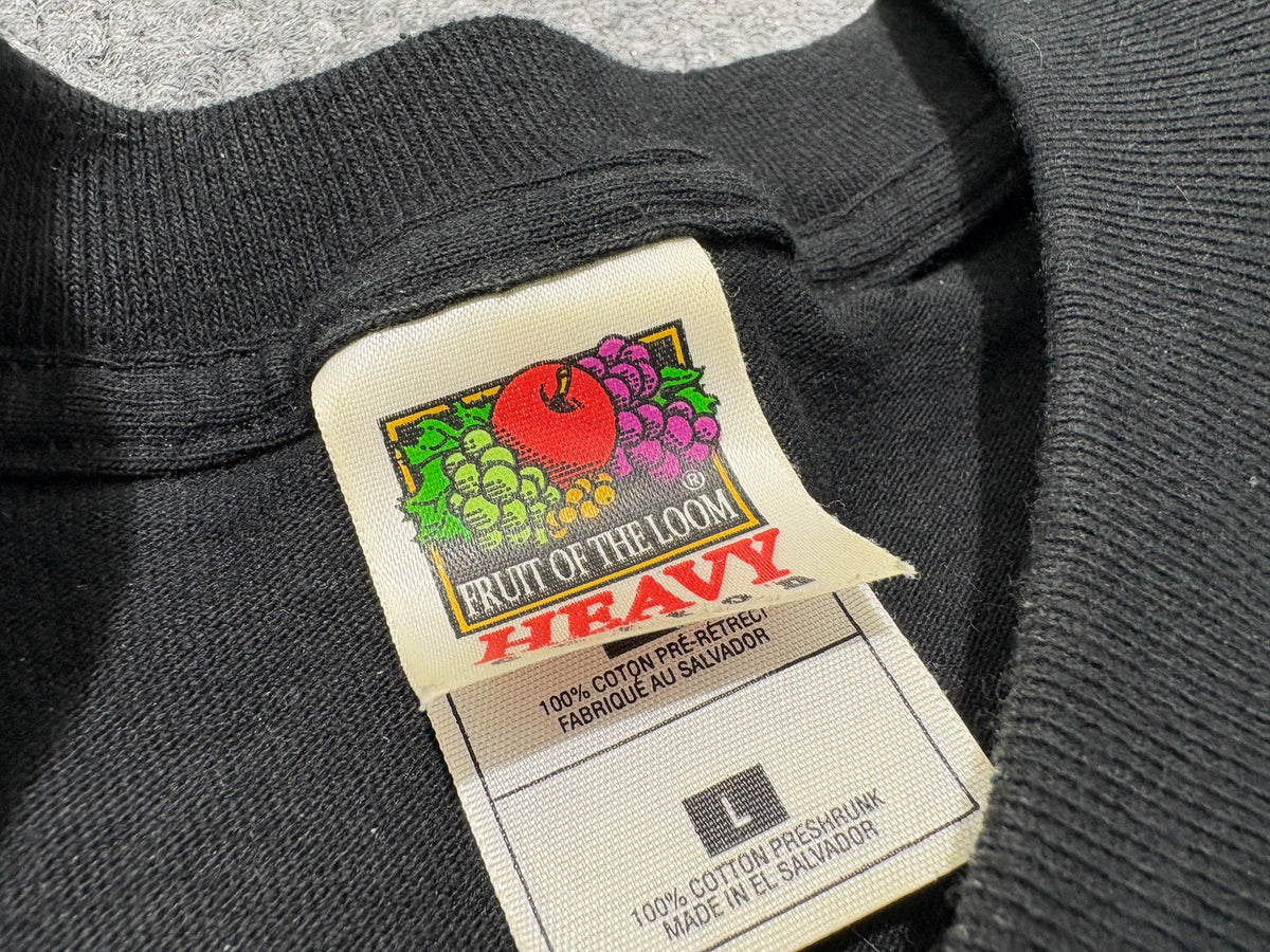 1994 Women with Pearls Art Tee - Black Size Large