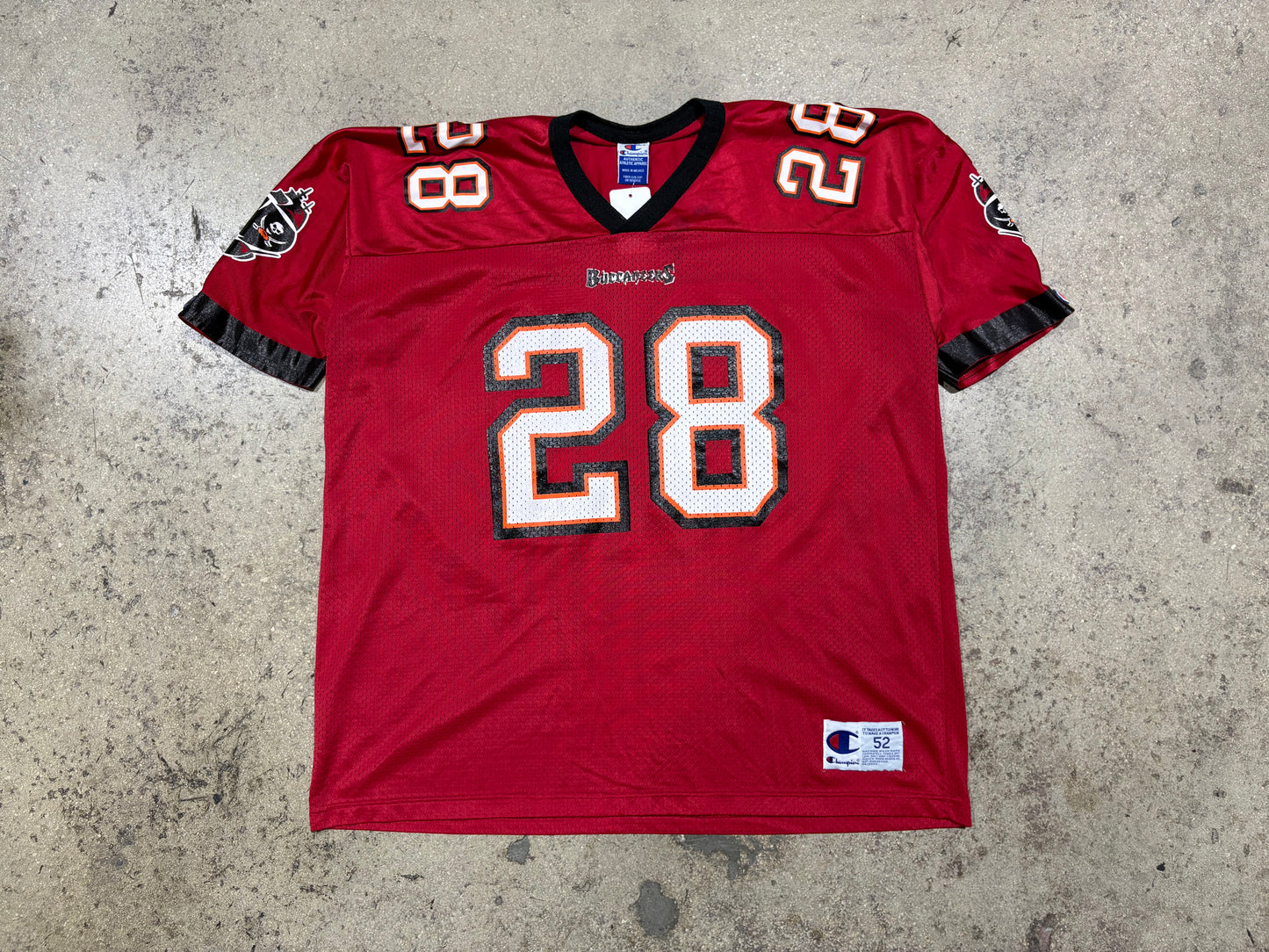 Champion Tampa Bay Buccaneers Dunn #28 Jersey Size 52/XXL