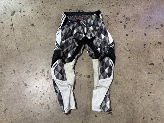 Kinetic Fly Racing Motocross Pants - Black / White Size 38