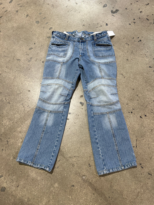 International Male Sectional Denim - Light Wash Size 34x30