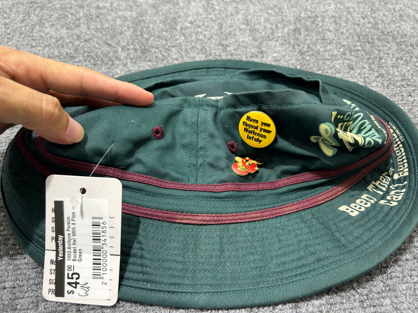 1993 Antique Person Bucket Hat With 4 Pins - Green