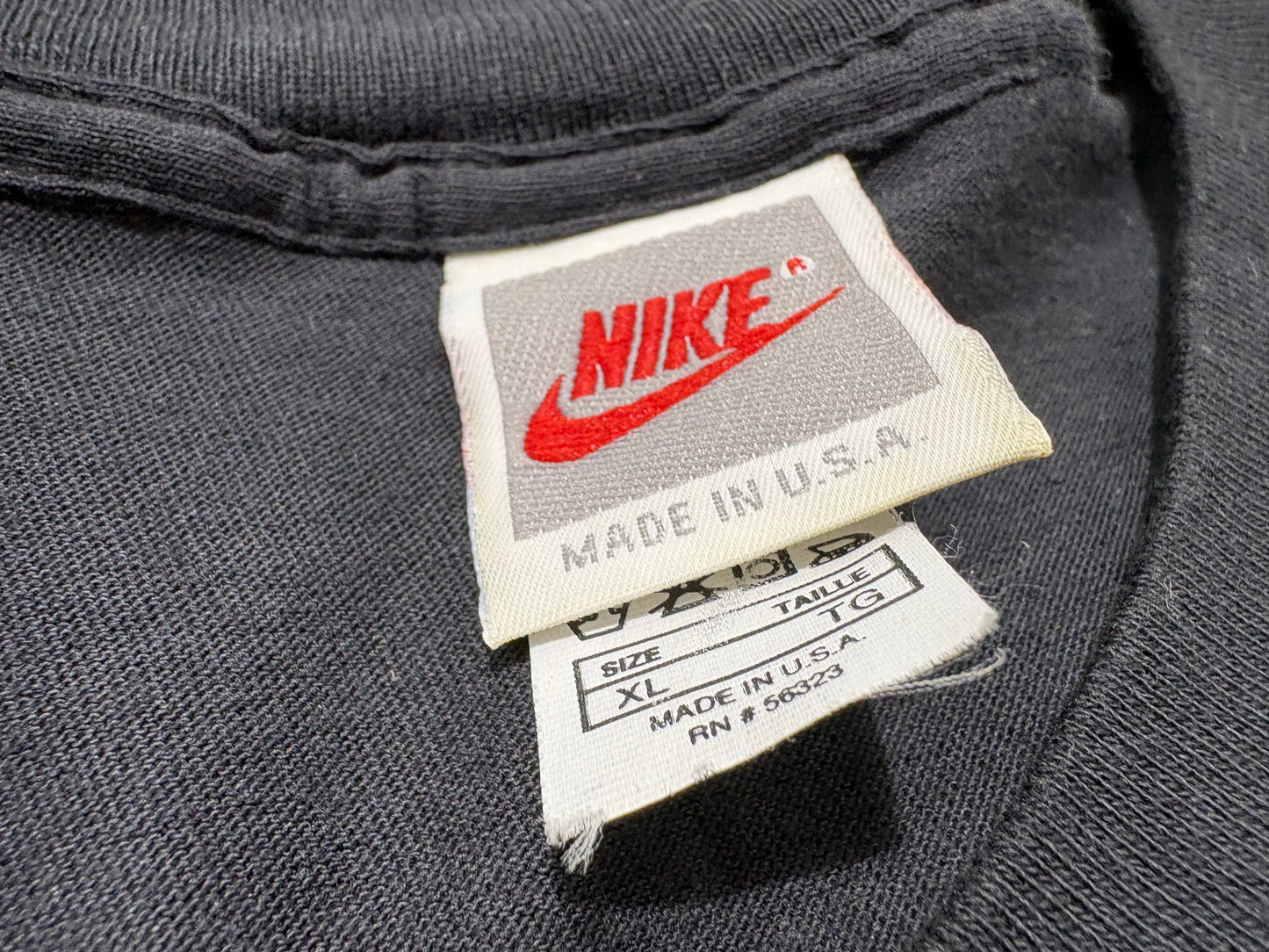 Nike PLAY Miami Tee - Black Size XL