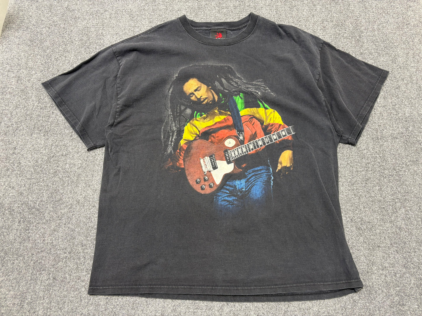 2006 Bob Marley Holding Guitar - Black Size 2XL