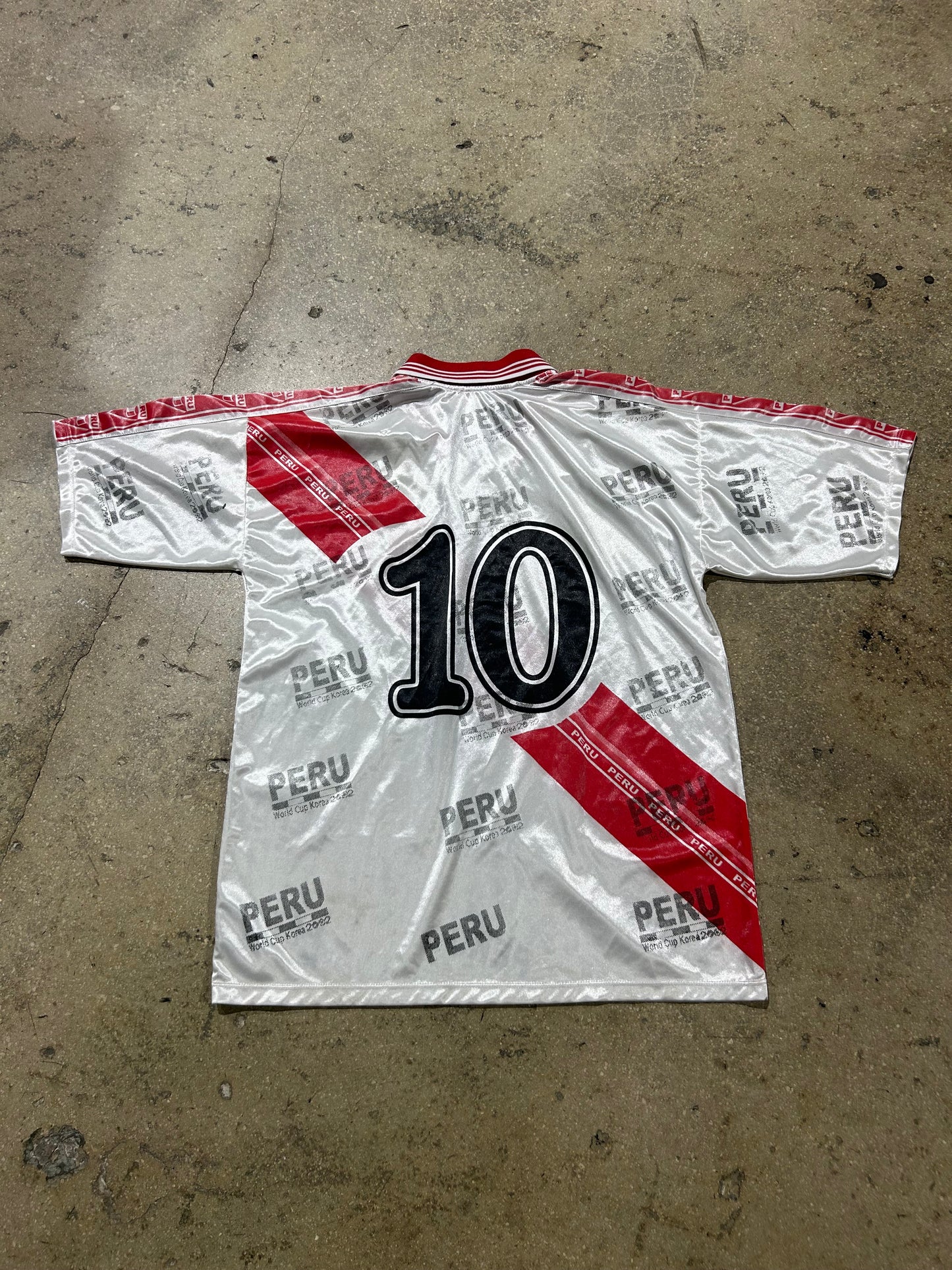 Peru Soccer Jersey - White/Red Size Large