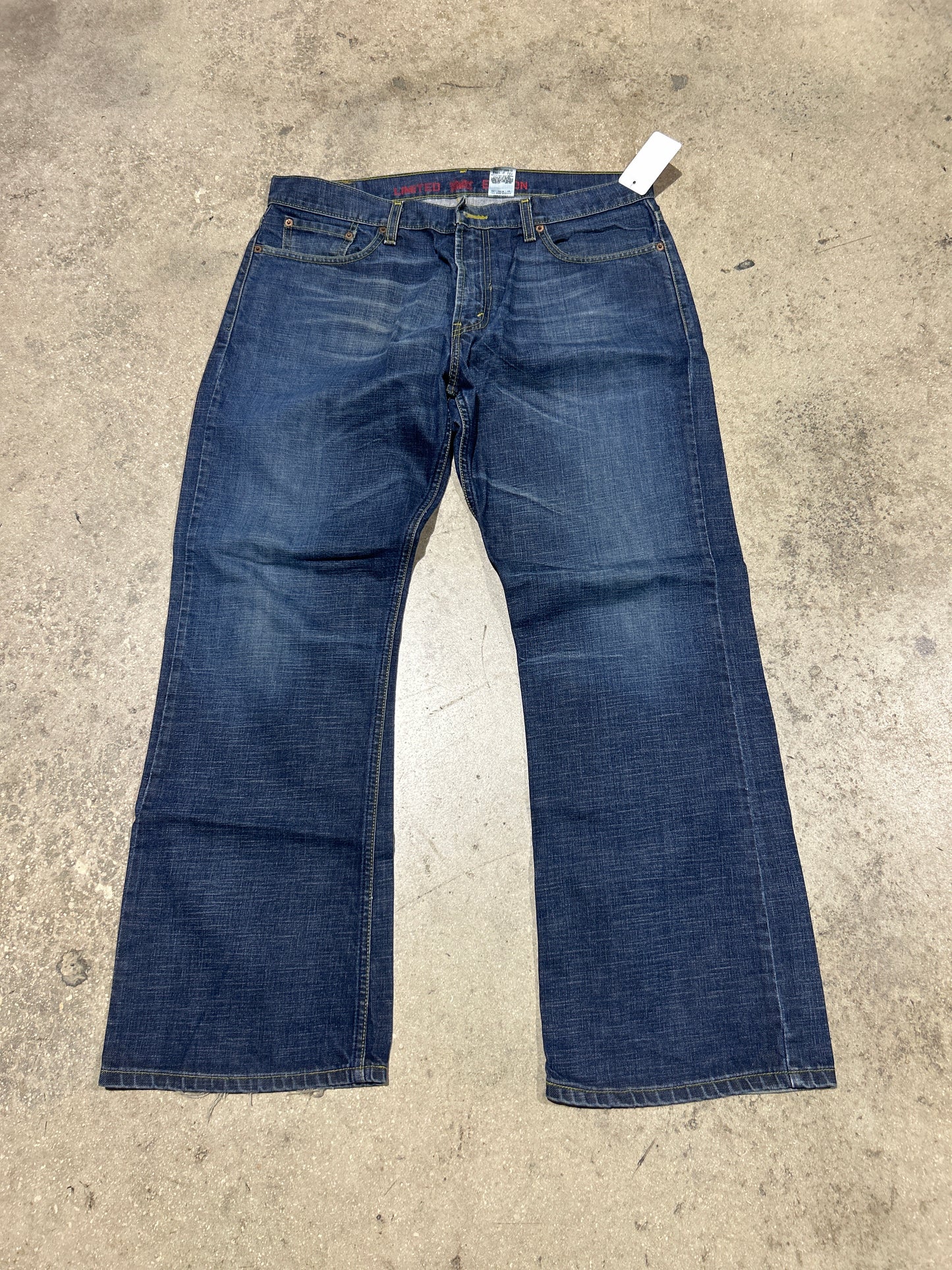 Limited Edition Levis 527 Jeans - Blue Size 36x30