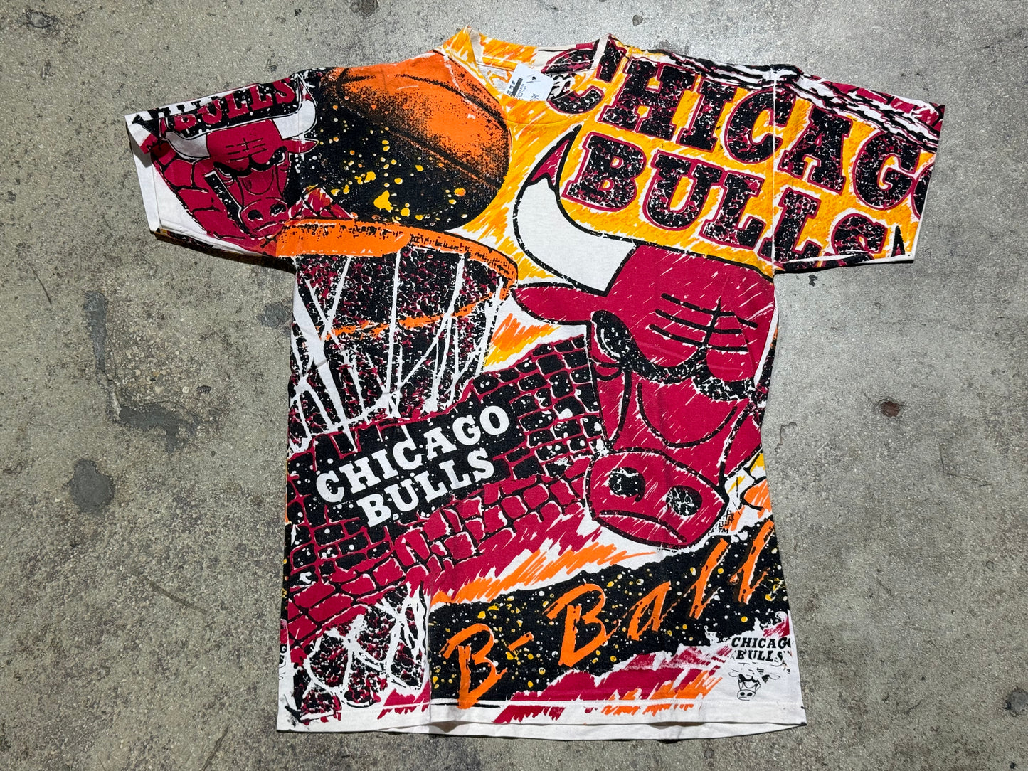 Signal Chicago Bulls AOP Tee Size Large