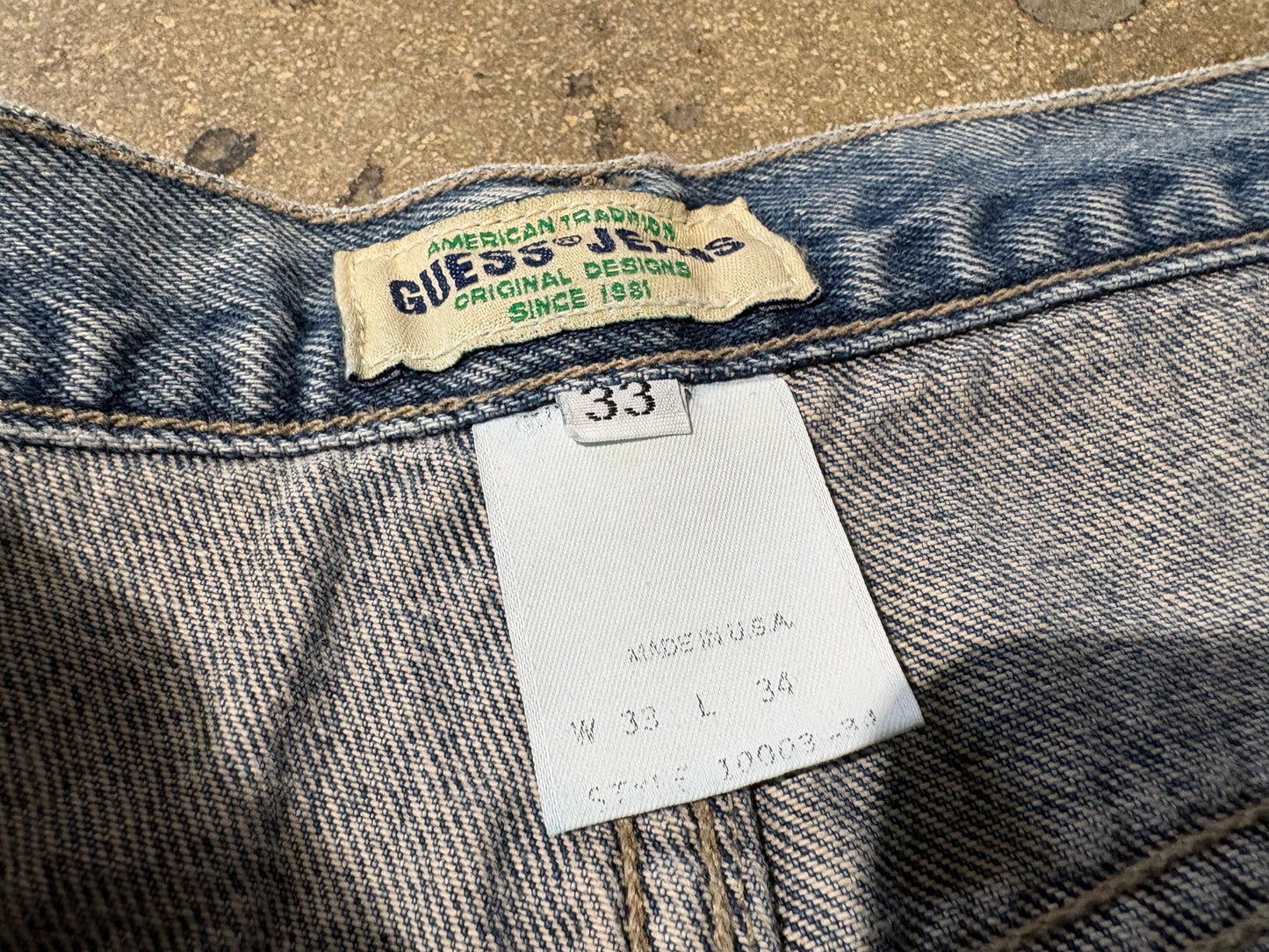 Guess Leather Pocket & Waistline Straight Leg Jeans - Light Blue Size 33