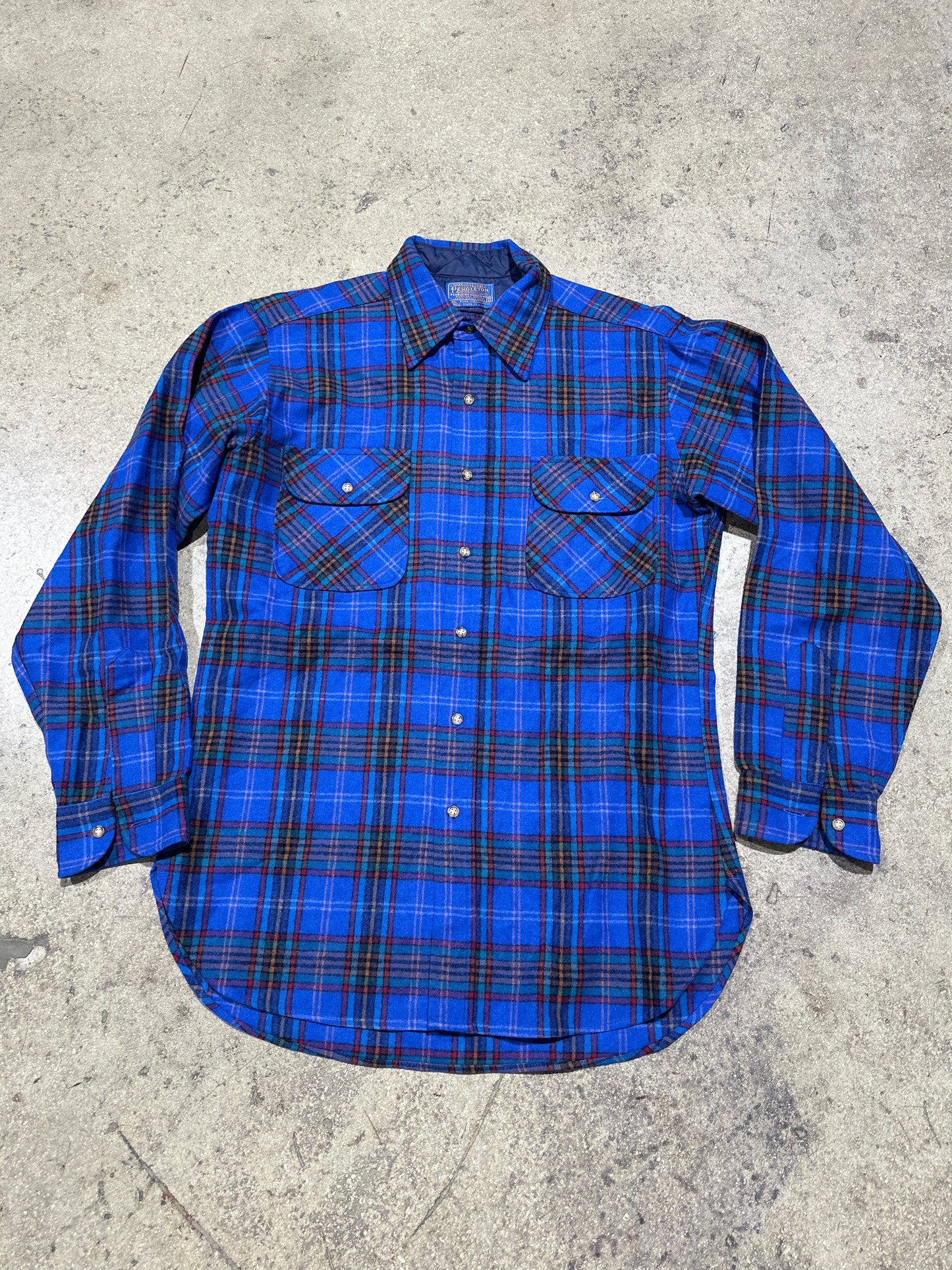 Pendleton Flannel - Blue/Red Size Medium