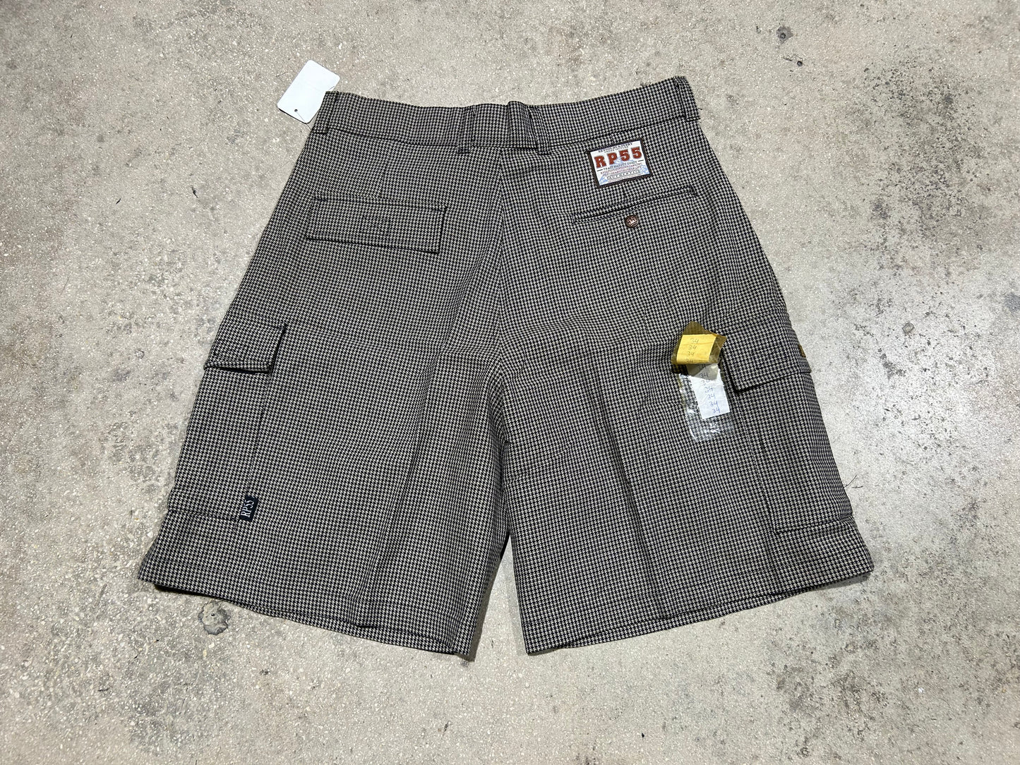 RP55 Houndstooth Pattern Cargo Shorts - Gray Size 34