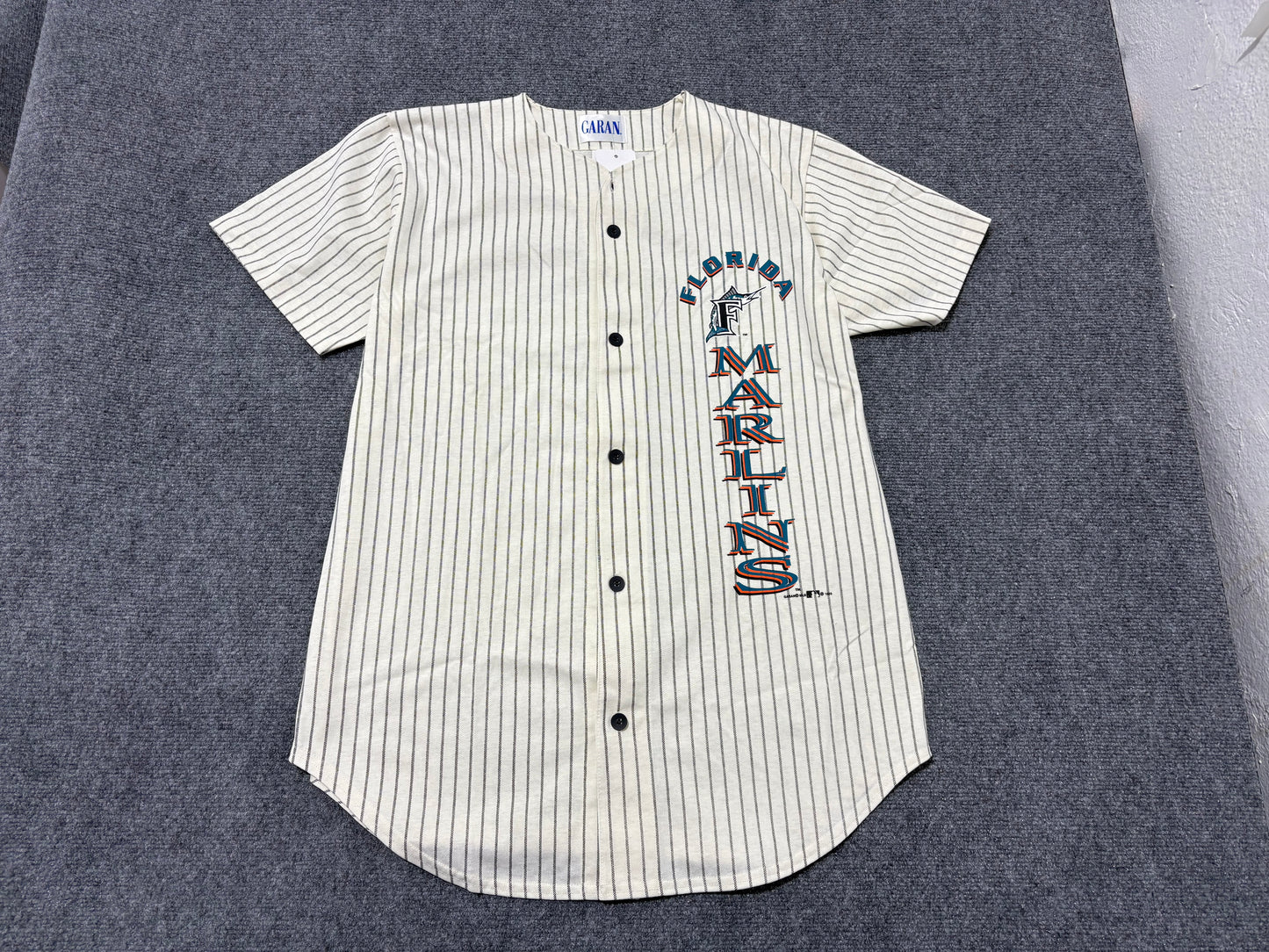 Florida Marlins Pinstripe Warm Up Jersey - White Size Medium