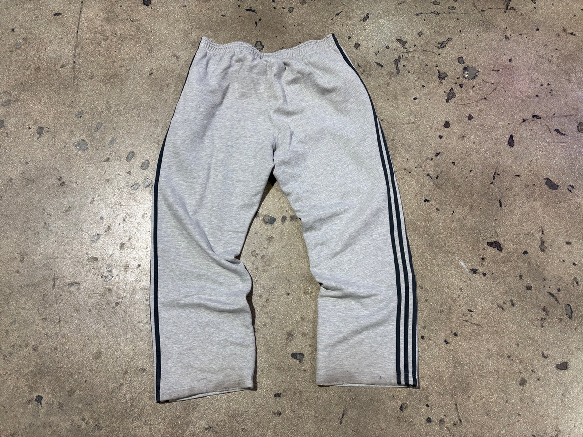 Adidas Baggy Sweatpants - Grey Size Large