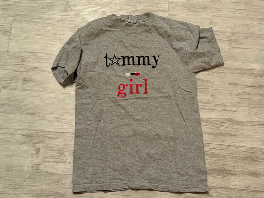 Boot Tommy Girl Embroidered Tee - Grey Size Medium