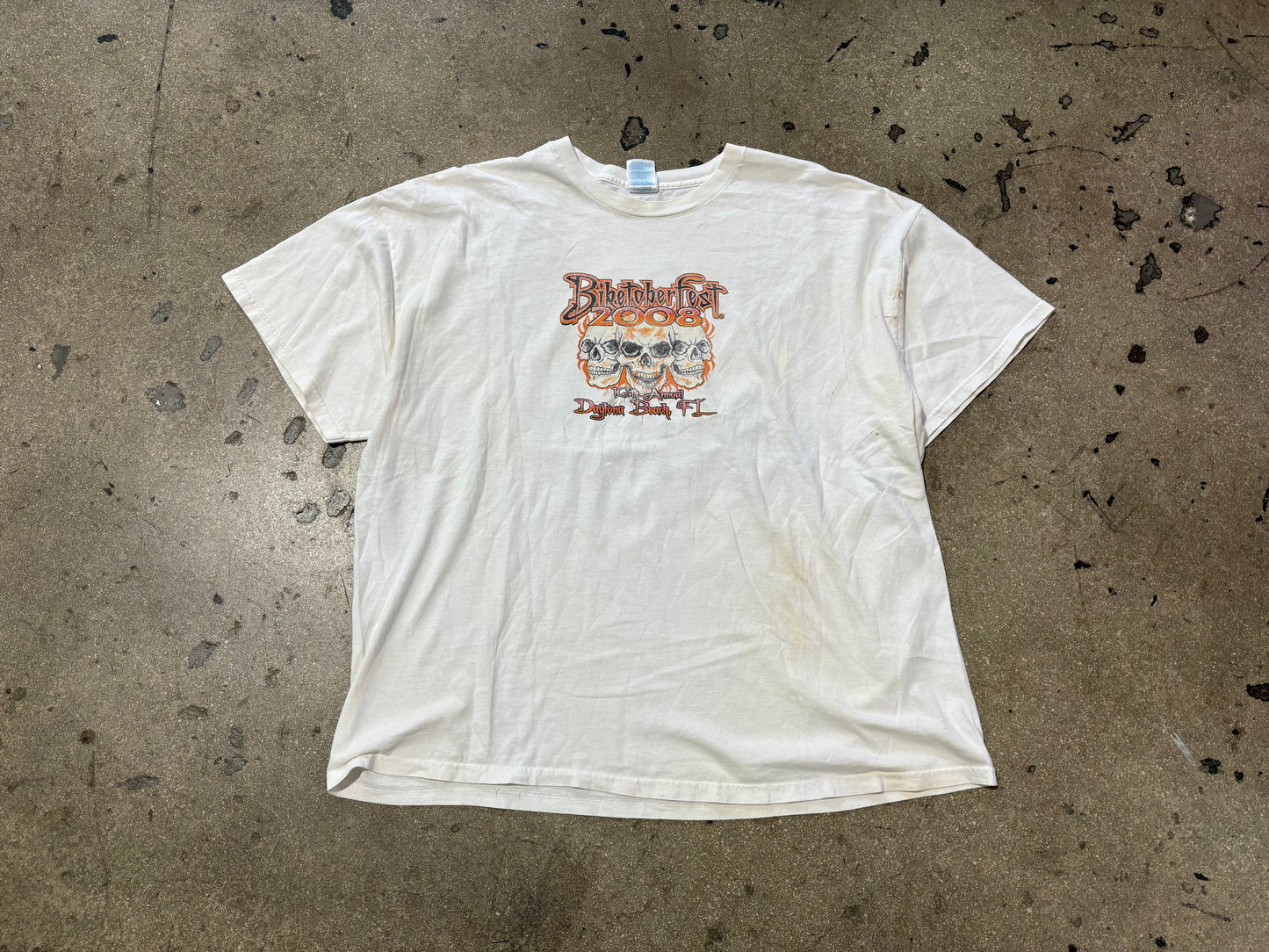 2008 Biktoberfest Flaming Skulls Tee - White Size XXL