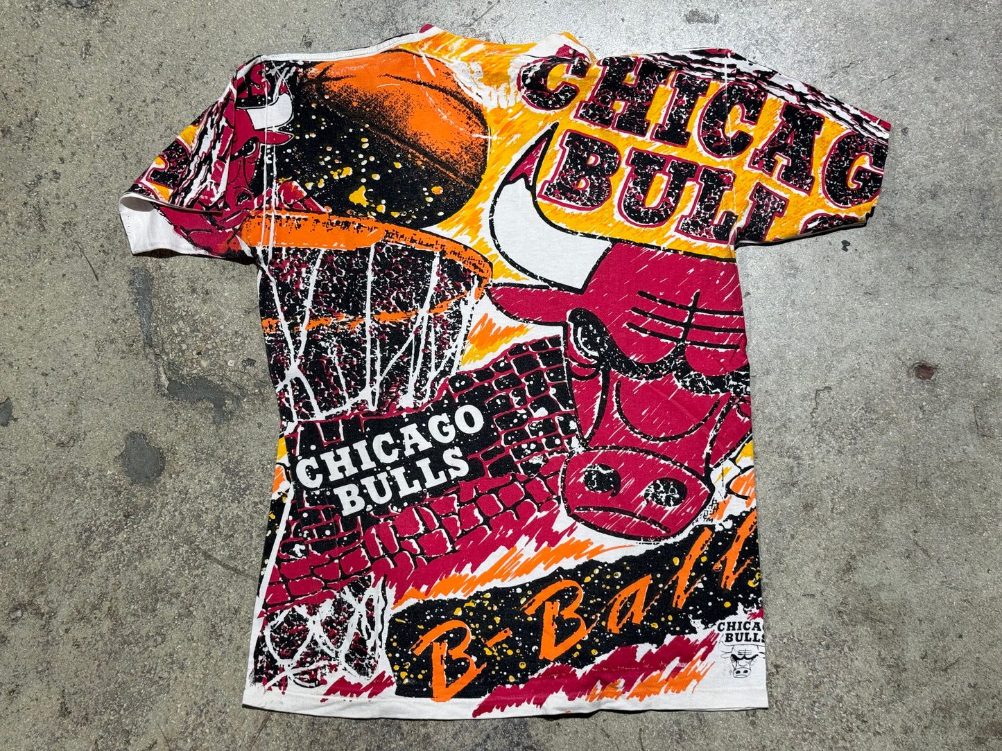 Signal Chicago Bulls AOP Tee Size Large