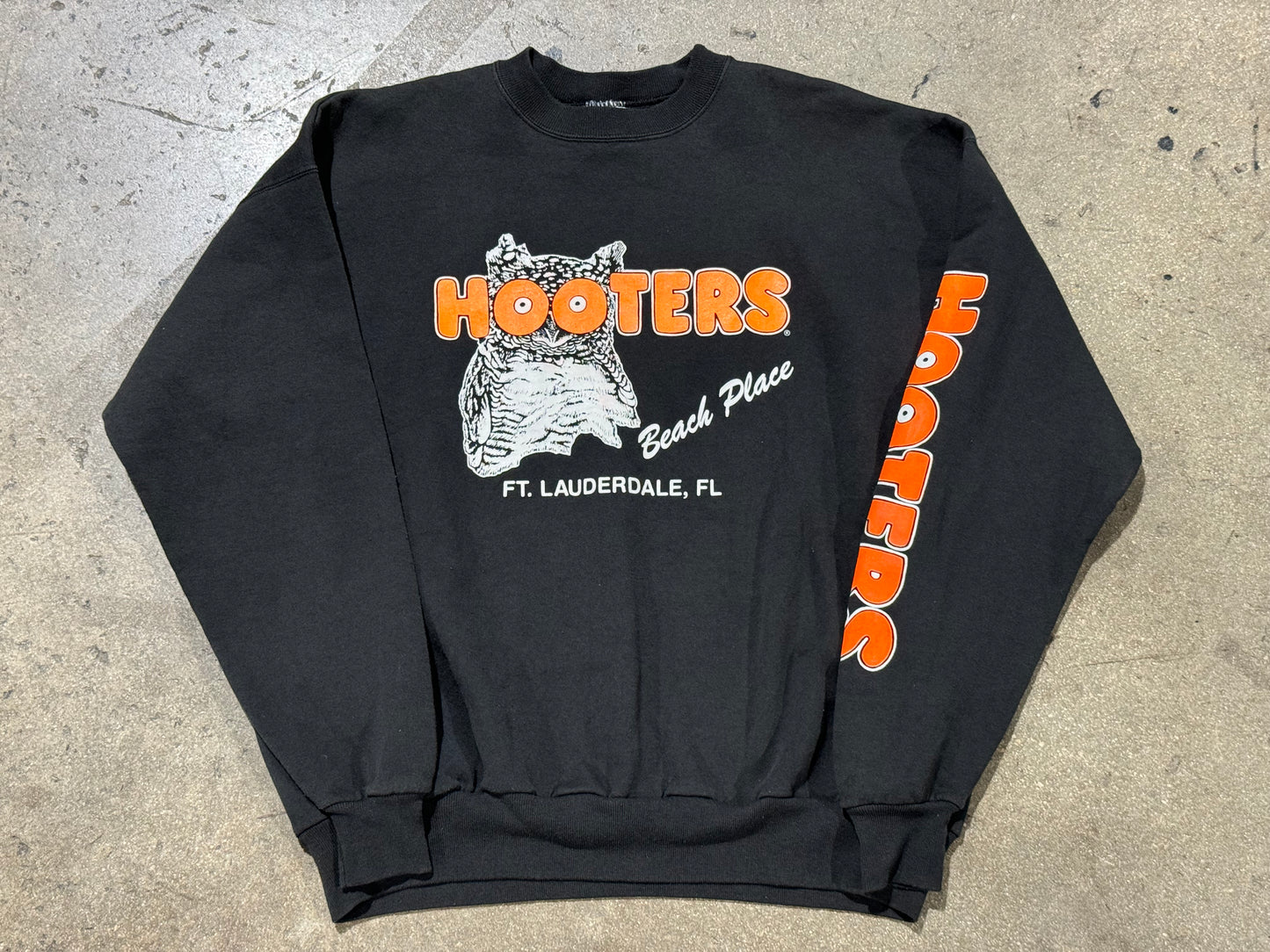 90s Hooters Ft. Lauderdale Crewneck - Black Size XL