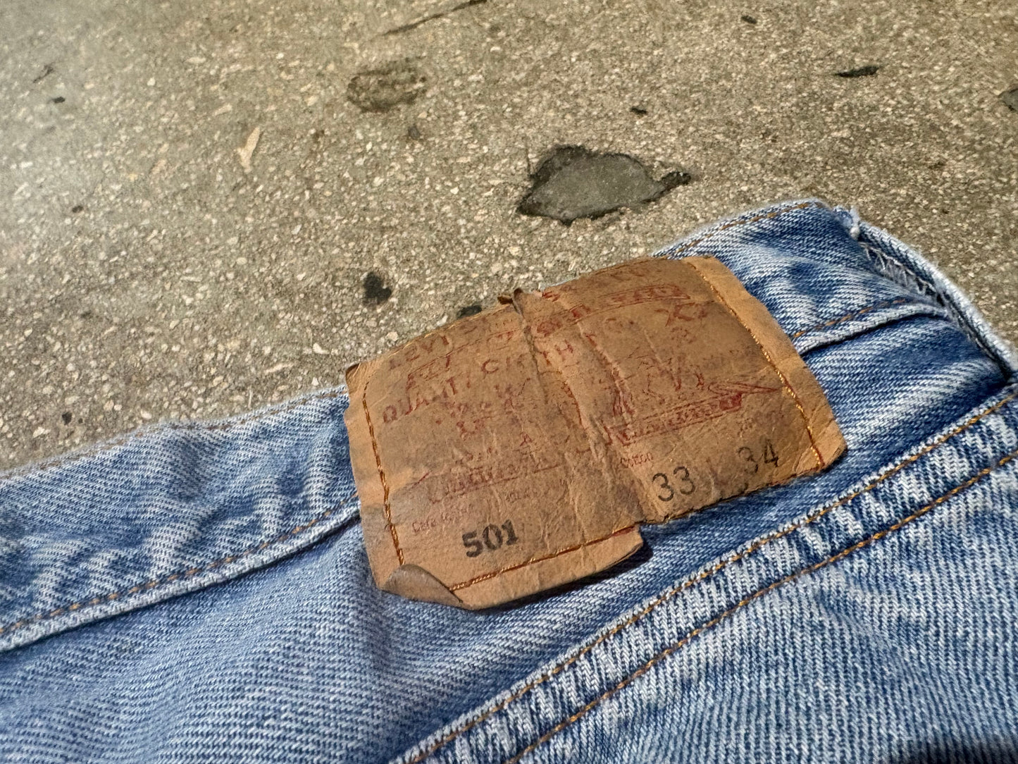 1999 Levi's 501 Denim - Light Wash Size 33x33