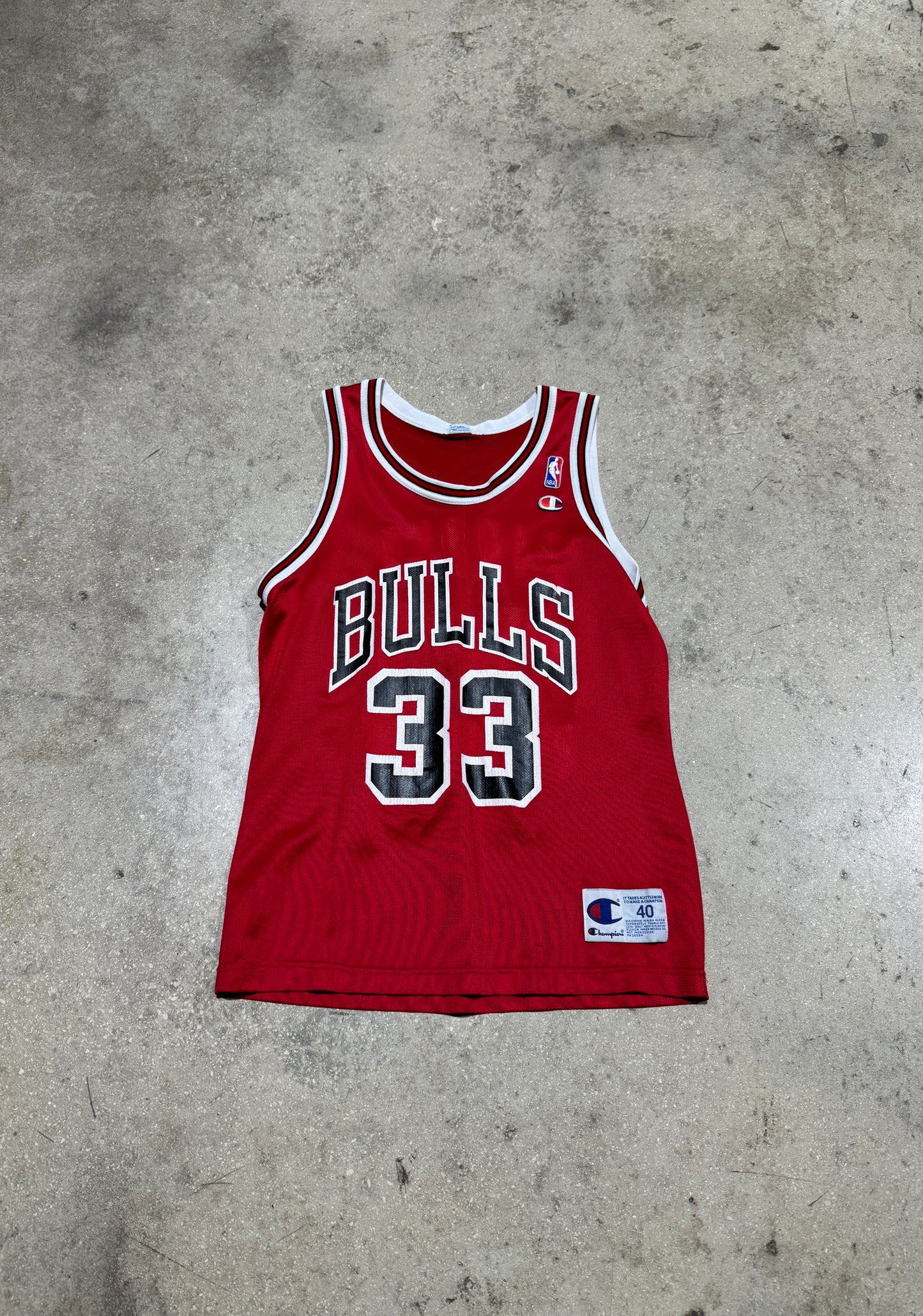 Champion Chicago Bulls Scottie Pippen Jersey - Red Size 40/Medium