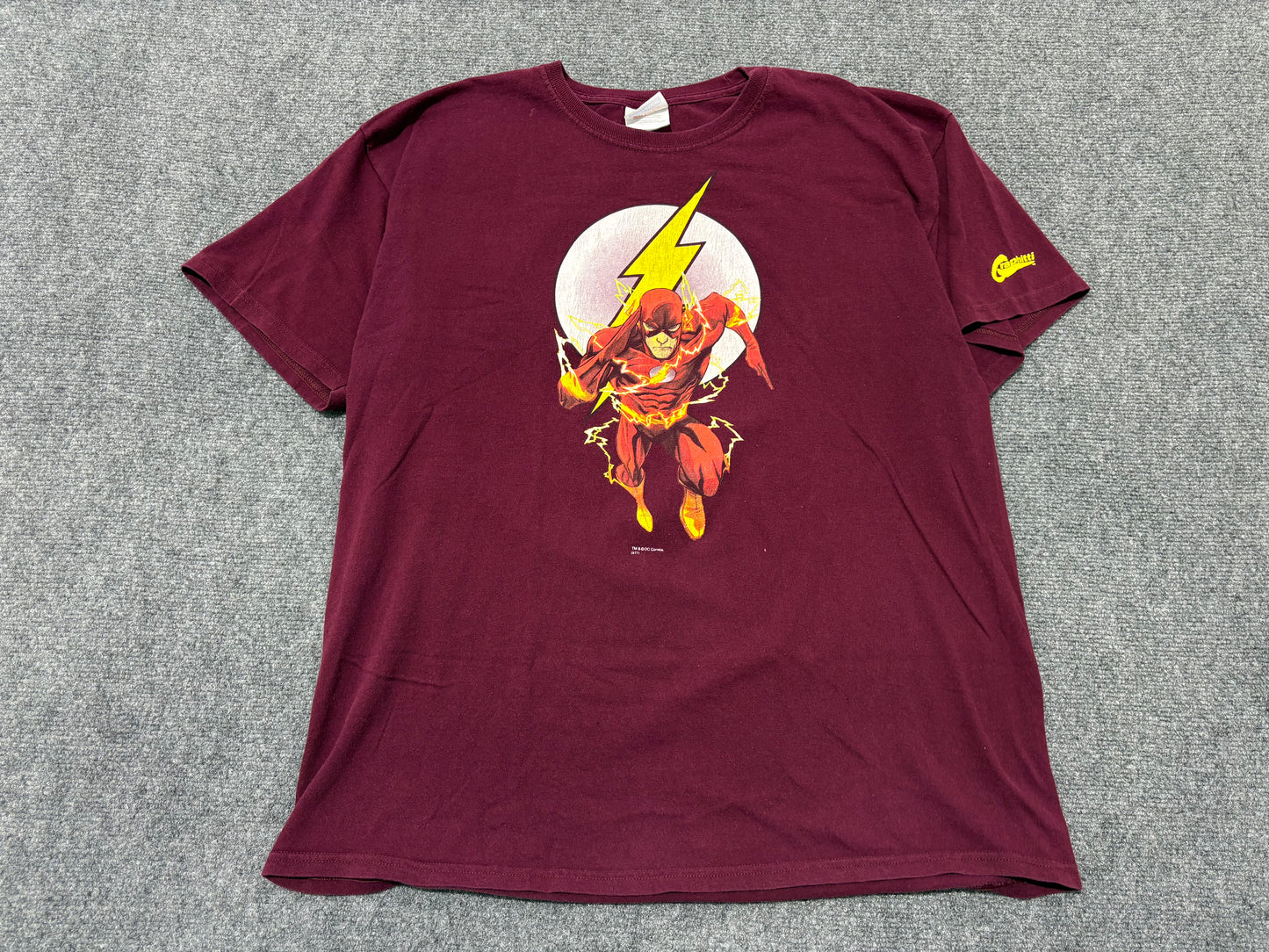 DC Comics The Flash Tee - Burgundy Size XL