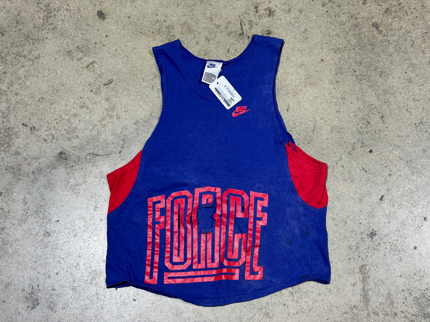 Distressed 90s Nike Force Tank Size Medium