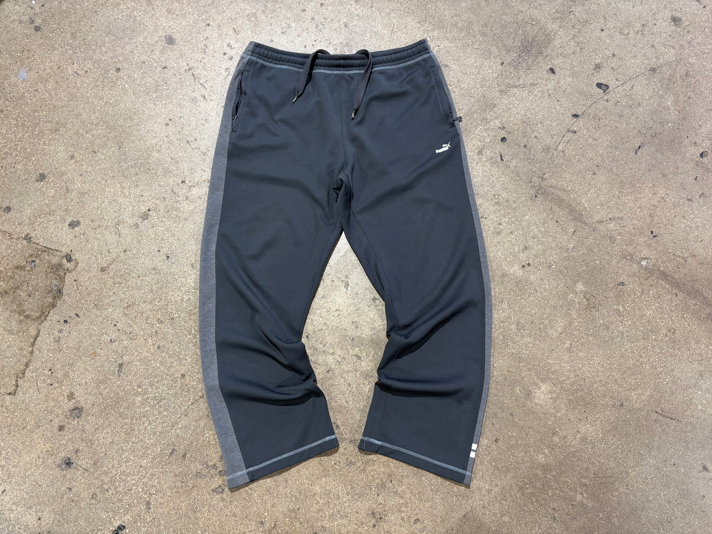 Puma Baggy Track Pants - Grey Size Large